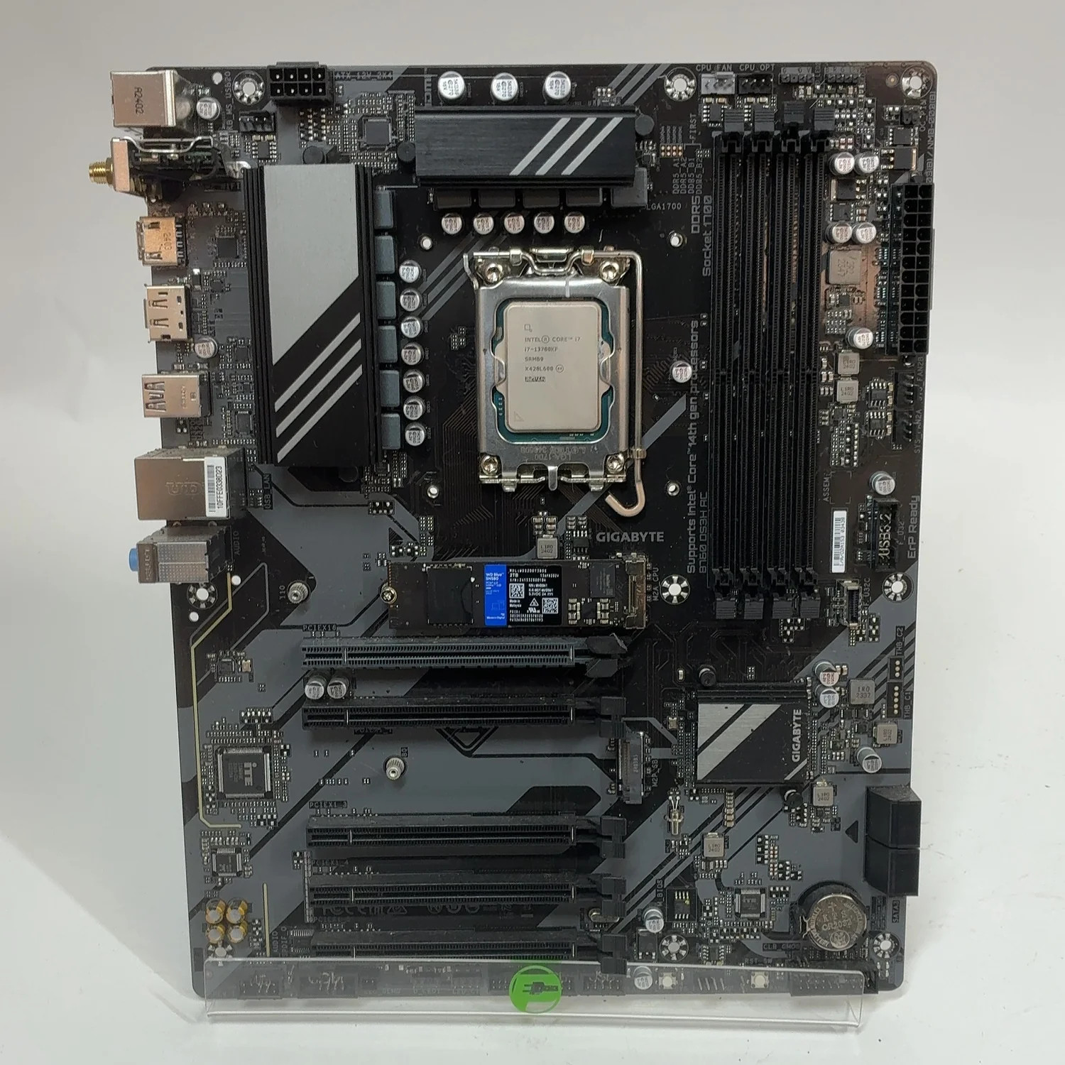 Gigabyte B760 DS3H AC DDR4 LGA 1700 Core i7-13700KF CPU 3.40GHz ATX 2TB WD BLUE
