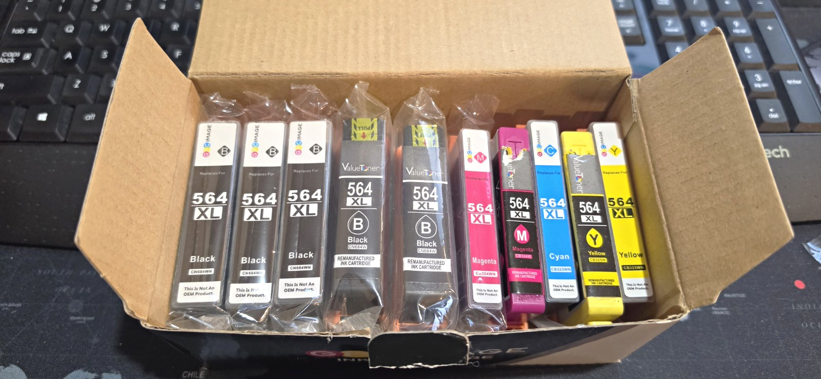 Lot of 16 Compatible HP 564XL High-Yield Ink Cartridges. Black, C/M/Y