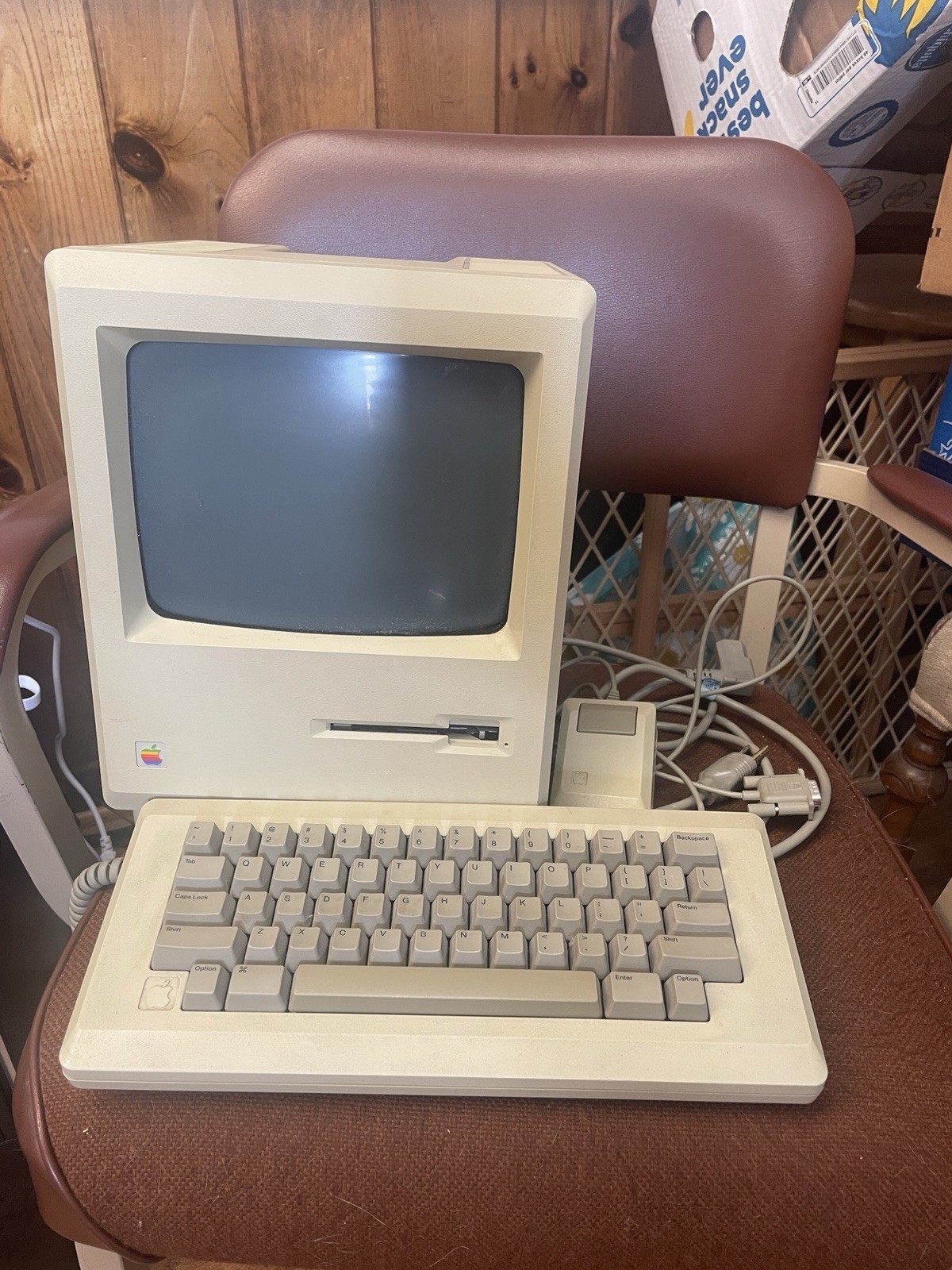Apple Macintosh 512K Vintage Desktop Computer M0001E w/ Keyboard & Mouse