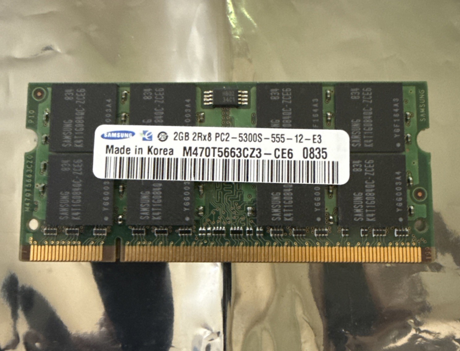 2GB Samsung M470T5663CZ3-CE6 667 MHz PC2-5300 DDR2 SO-DIMM laptop memory