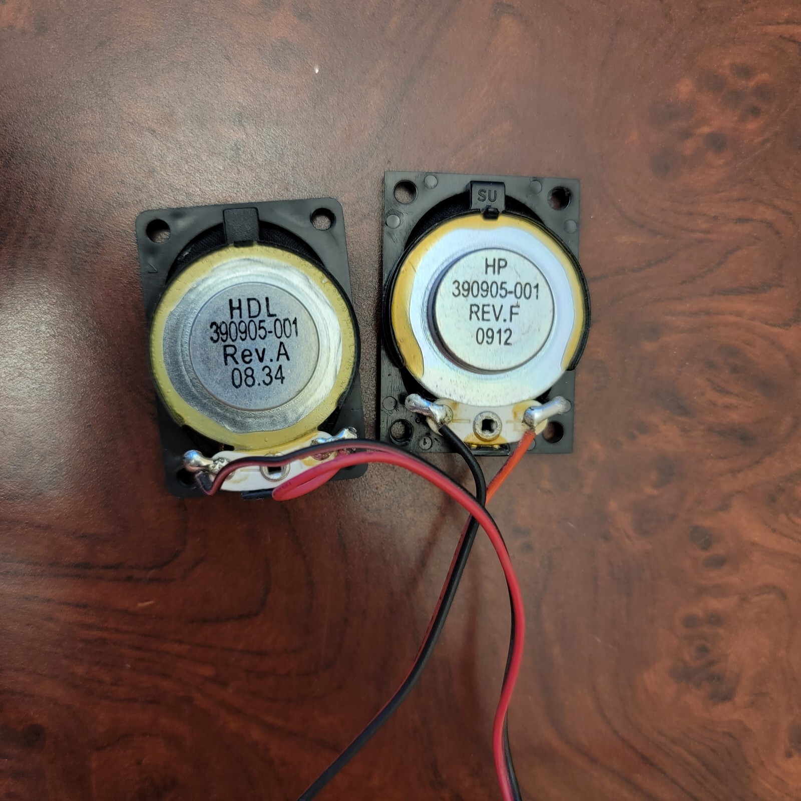 Two (qty 2) HP Compaq Internal Speakers - Part Number: 390905-001