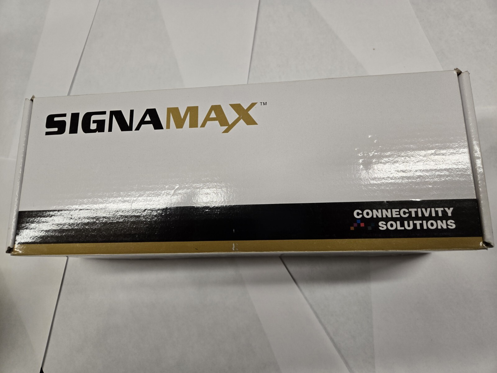 Signamax 12458M CAT5E 12 Port Mini Patch Panel Open Box