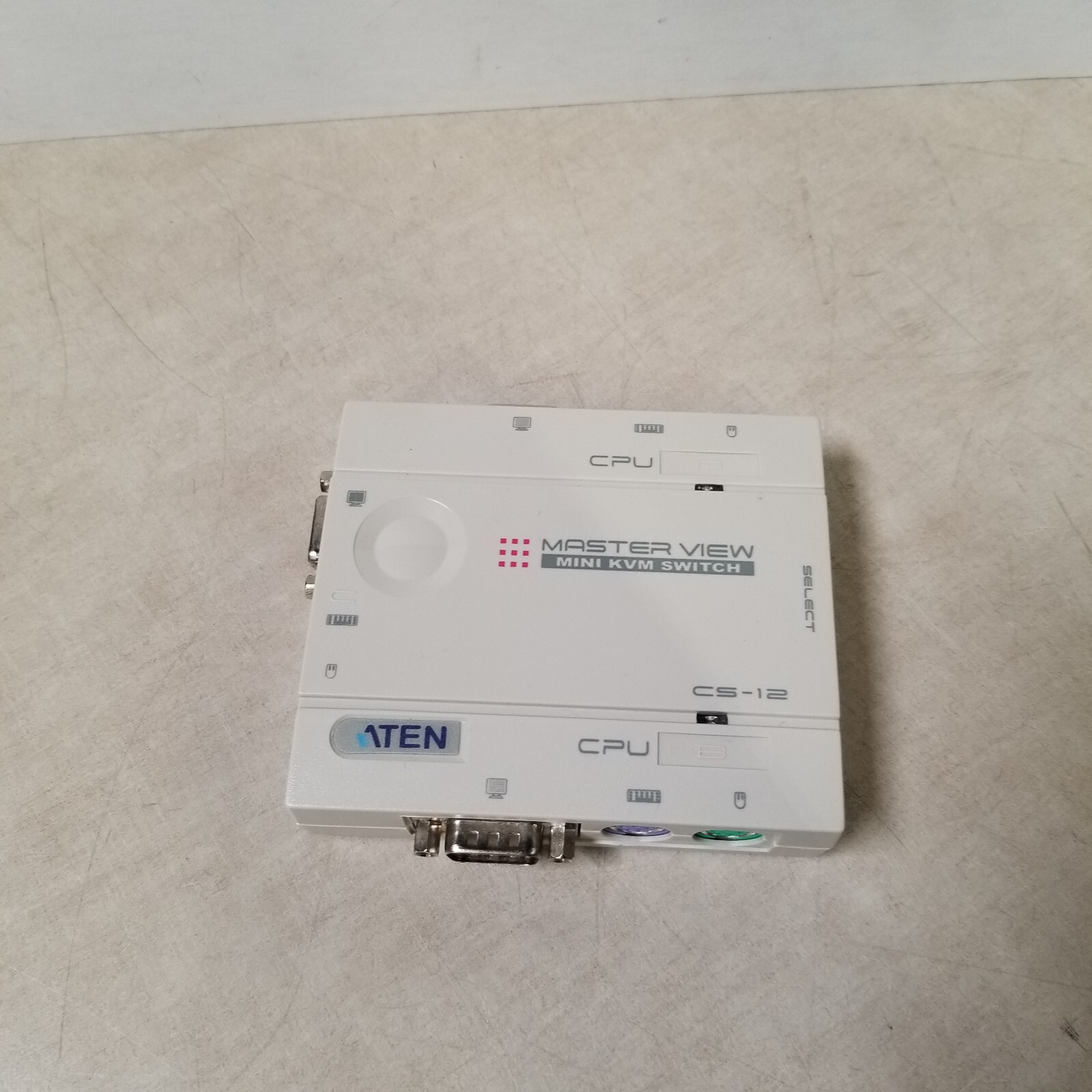MASTER VIEW CS-12 MINI KVM SWITCH