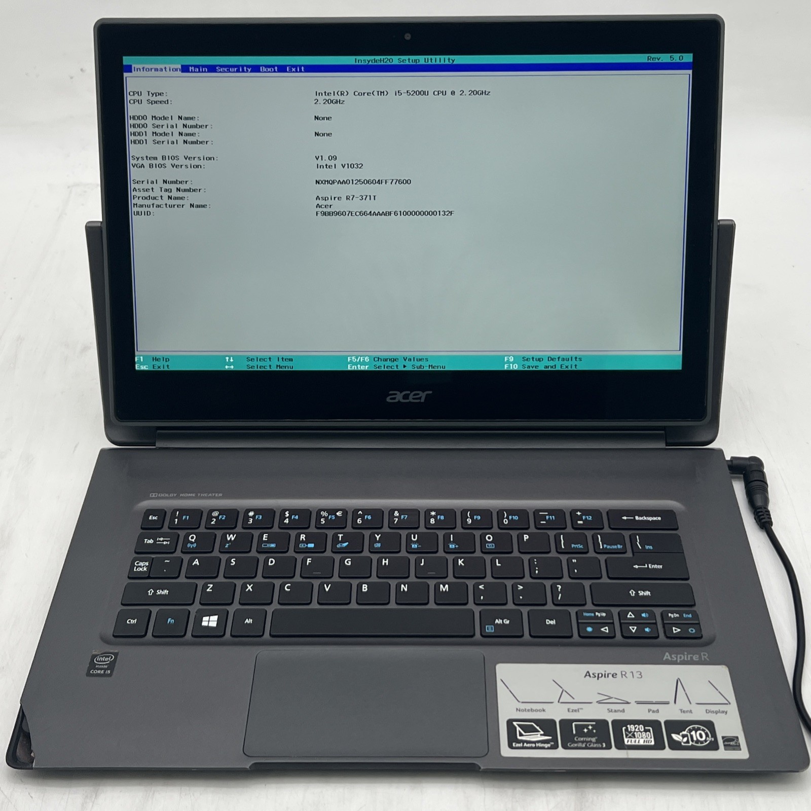 Acer Aspire R7-371T FHD Touch i5 5200U 2.2GHz 8GB RAM No Drive No OS Bad Battery