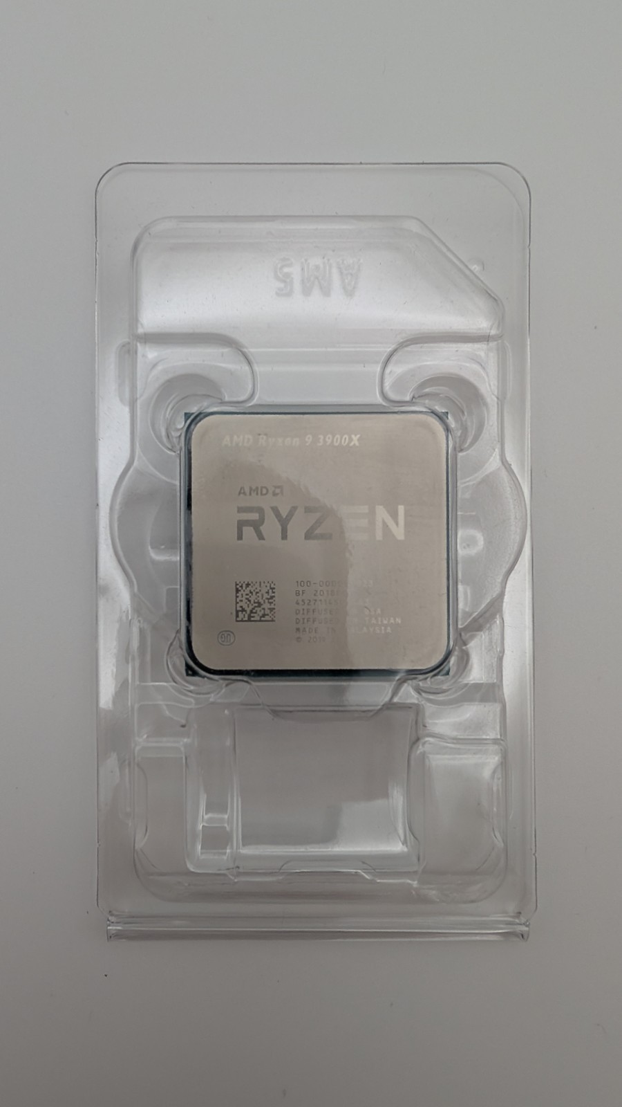 AMD Ryzen 9 3900X 12-Core 3.8GHz Socket AM4 CPU 64MB L3 3200MHz