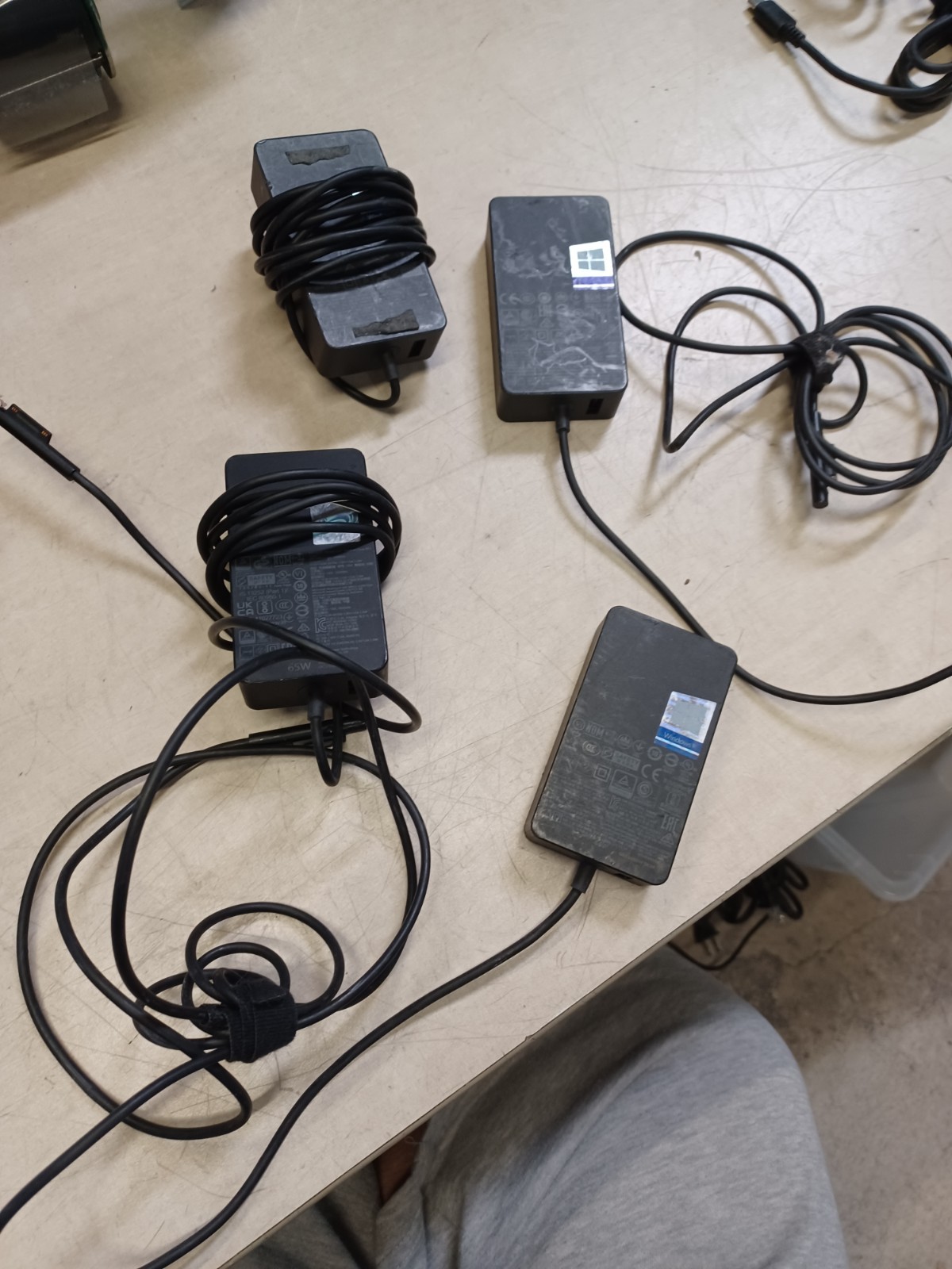 Lot Of 4 Genuine 65W Microsoft Surface Pro Book #1800