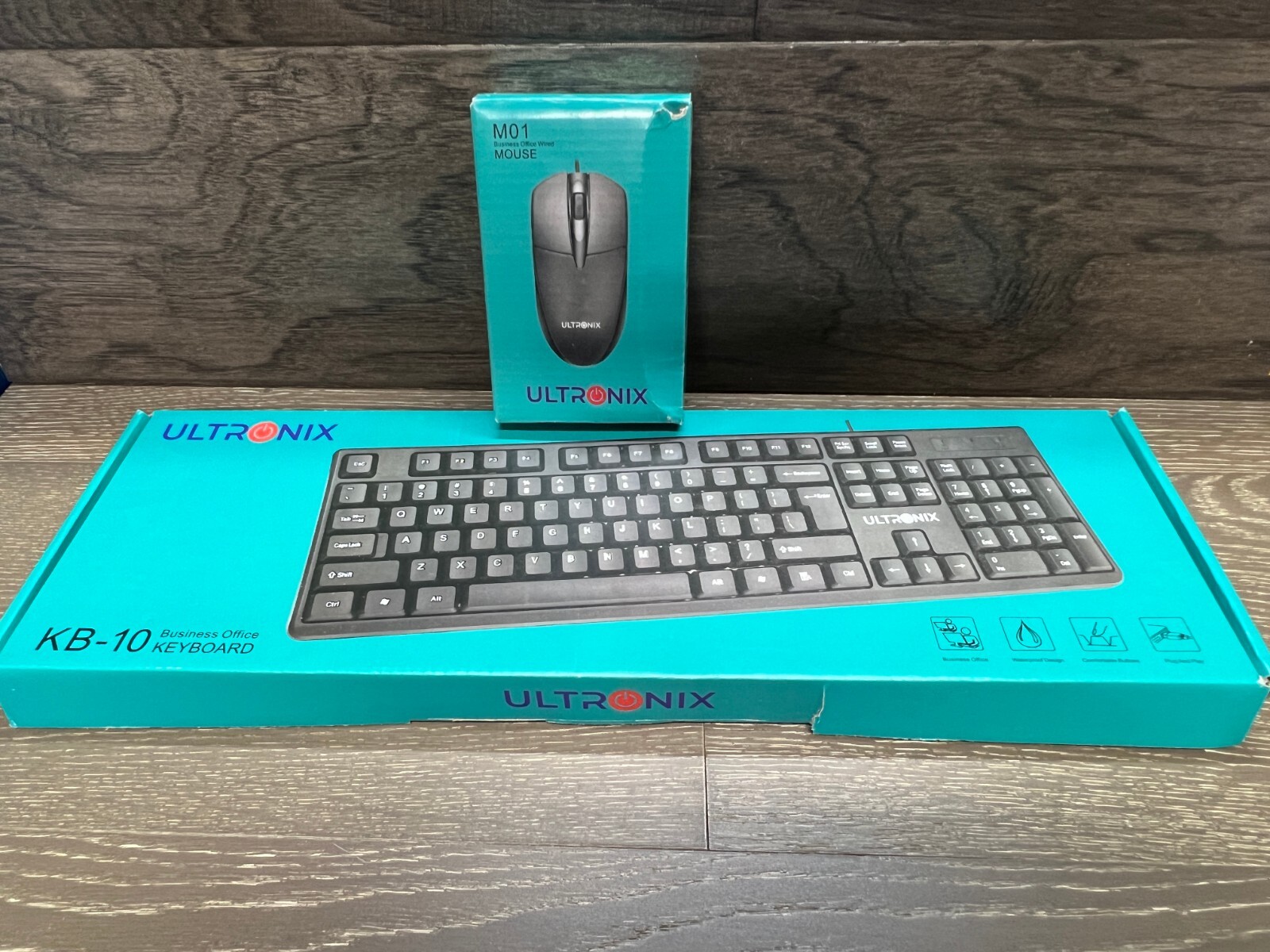 *NEW* USB Ultronix KB -10 Keyboard and M01 Optical Mouse Combo