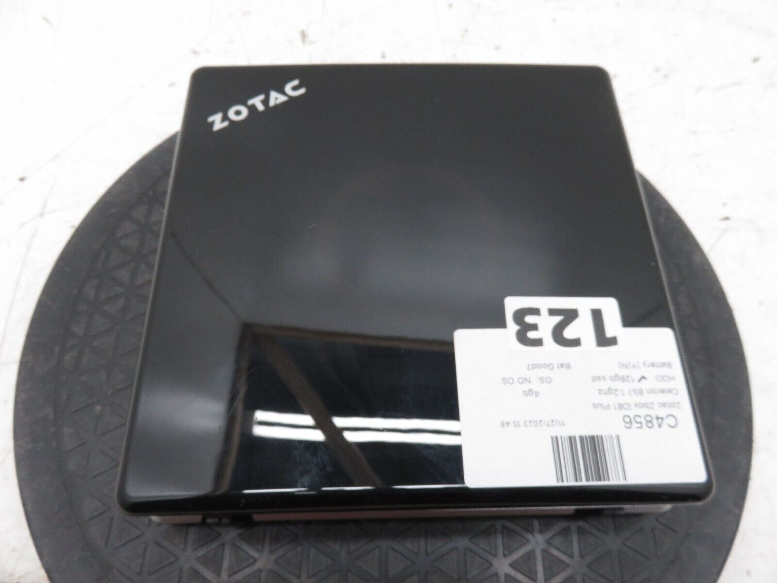 Zotac Zbox iD81 Plus Mini Computer Intel Celeron 857 4GB Ram 128GB SSD No OS