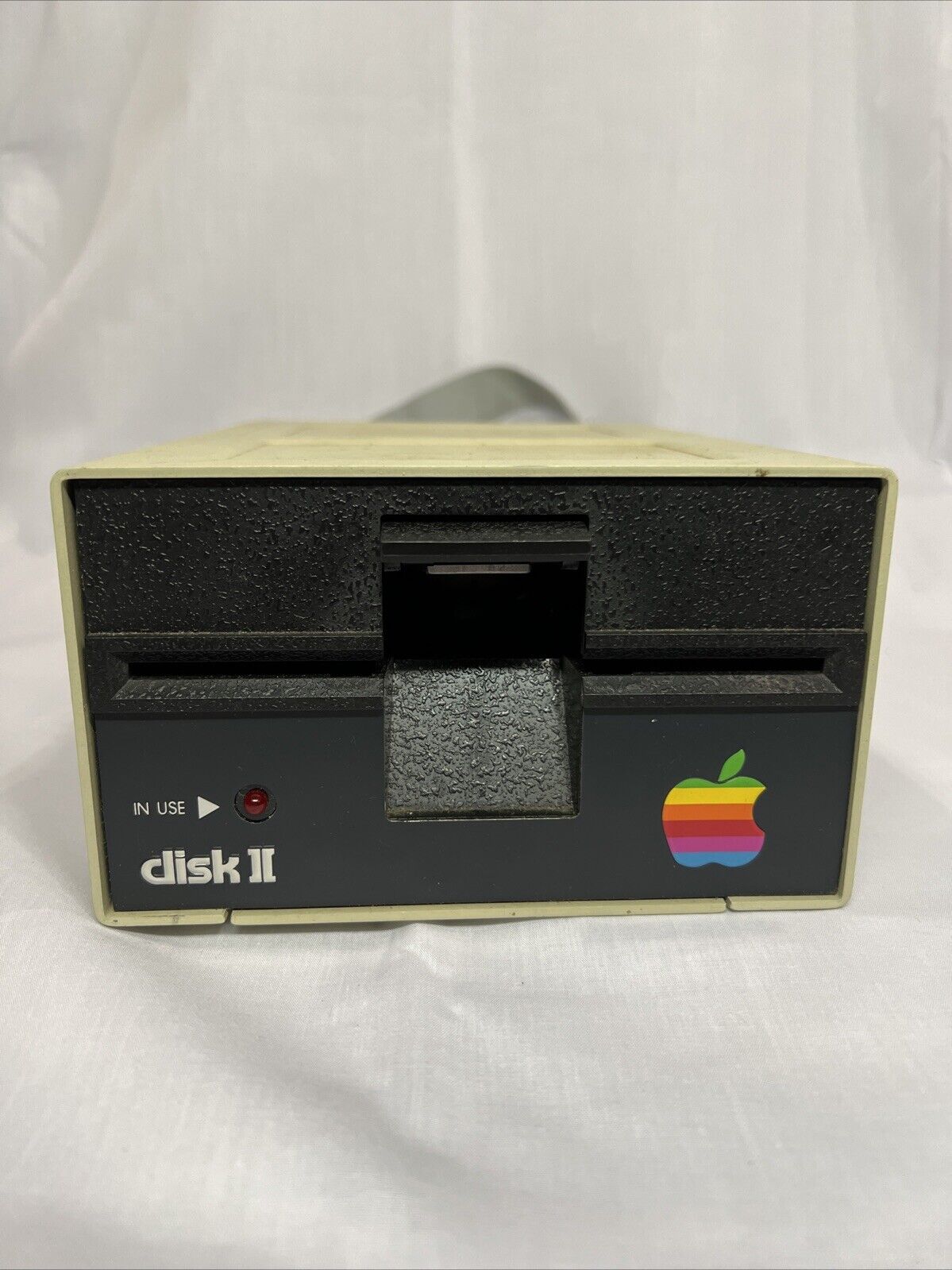 VINTAGE APPLE DISK II 5.25” FLOPPY DRIVE A2M0003 MADE IN USA (UNTESTED)