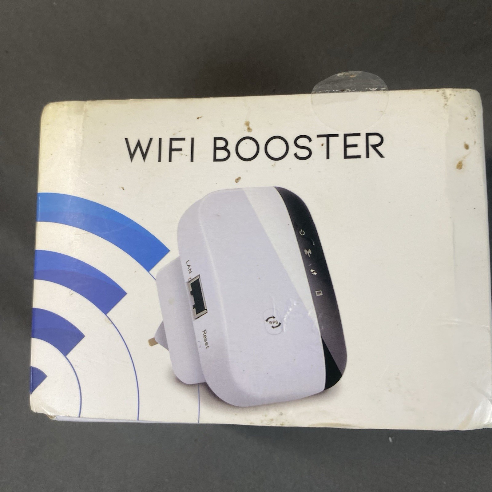 WiFi Signal Booster - internet range extender 100m indoors to 300m outdoors.