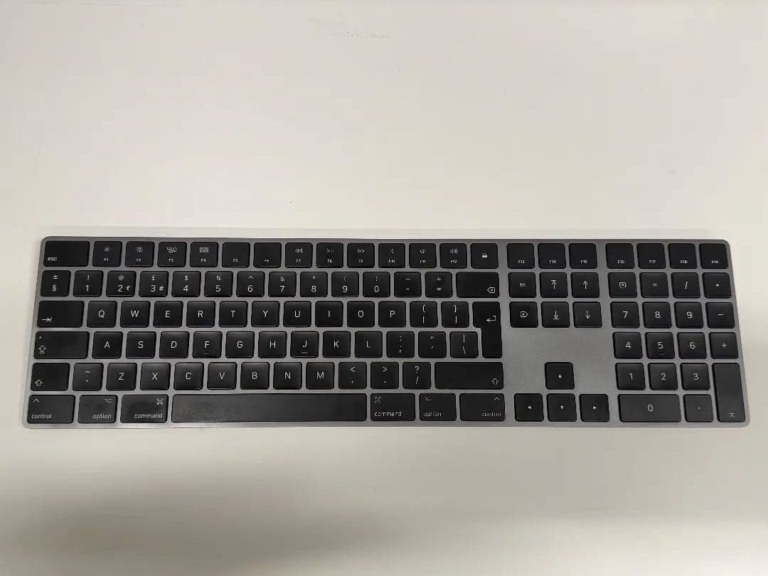 Magic Keyboard Space Gray with numeric keypad UK layout