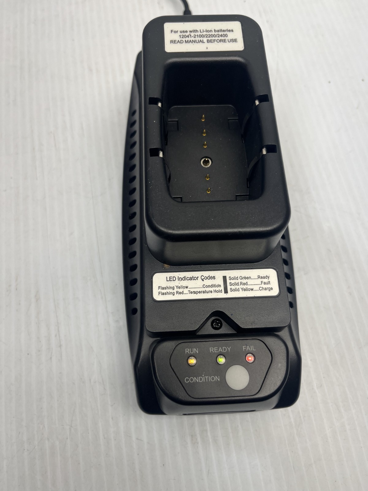 HARRIS Cadex Universal Conditioning Charger Li-Ion CADEX UCC1 V2 22W