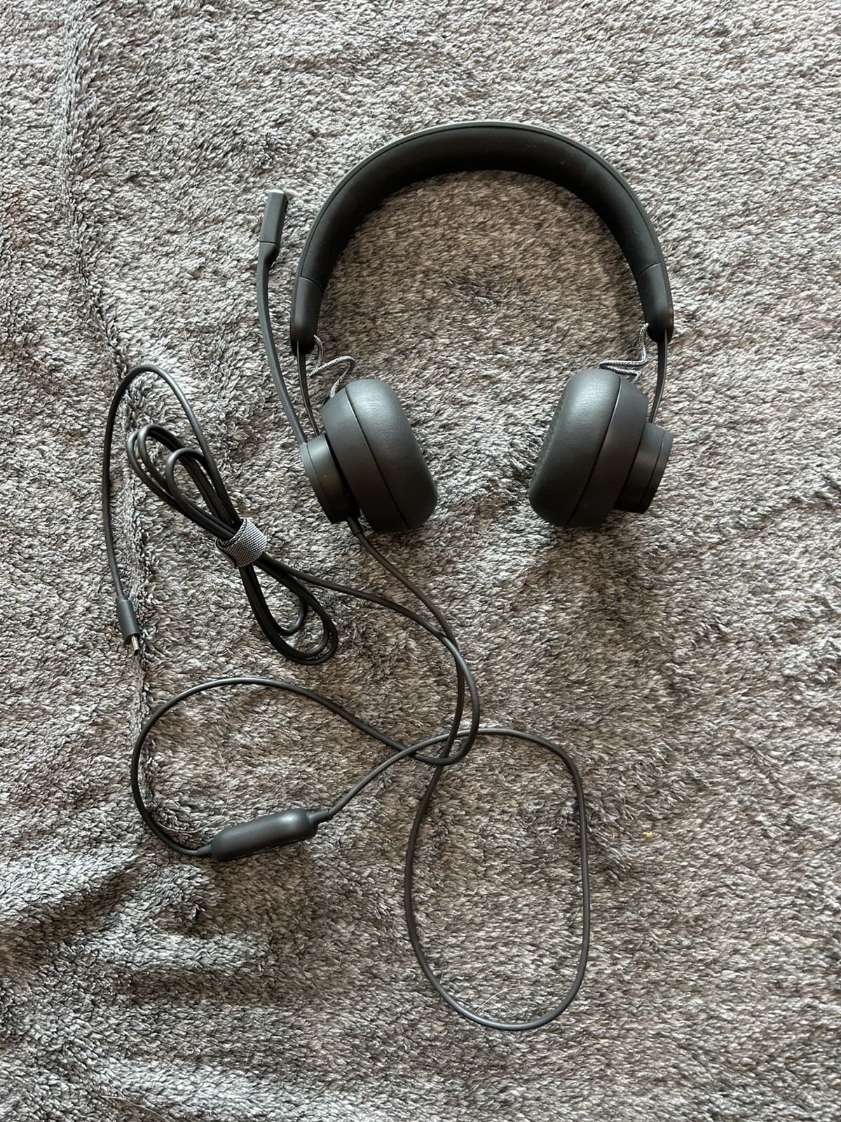 Logitech Zone 750 Wired Noise Canceling On-Ear Headset - Black