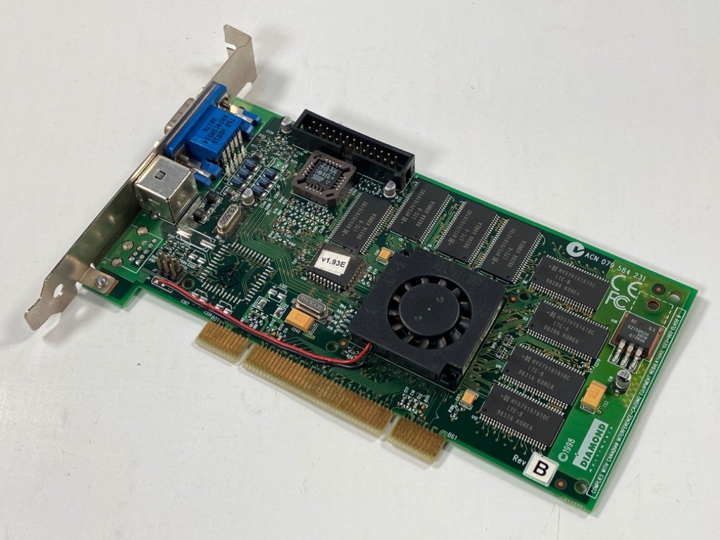 Diamond Multimedia Viper V550 SDR PCI 16MB TV Graphics Card VGA Vintage 1998