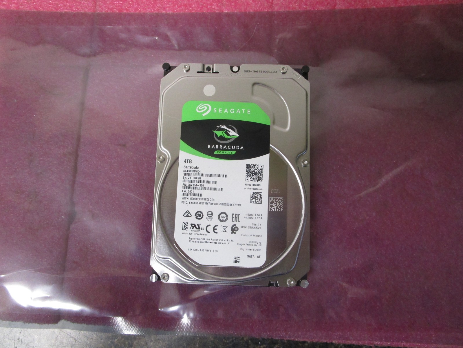 Seagate BarraCuda ST4000DM004 4TB 5400 RPM 256MB Cache SATA 6.0Gb/s 3.5" Desktop