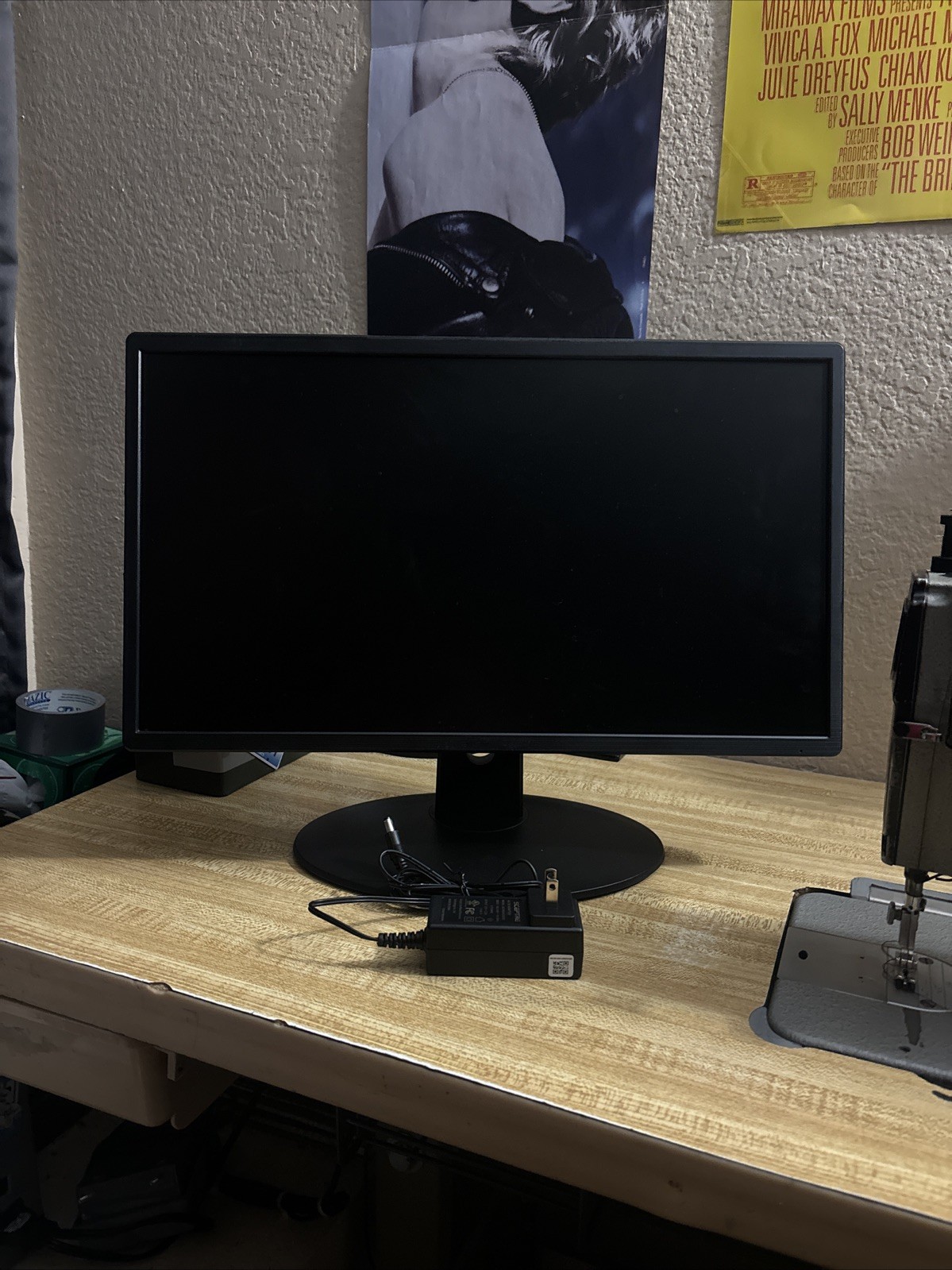 20 inch Spectre Monitor 60hrtz