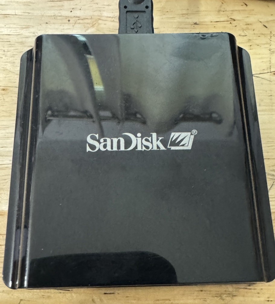 SANDISK SDDRX3-3IN1 EXTREME USB 2.0 CARD READER - CF/SDHC/MMC/MsProDuo