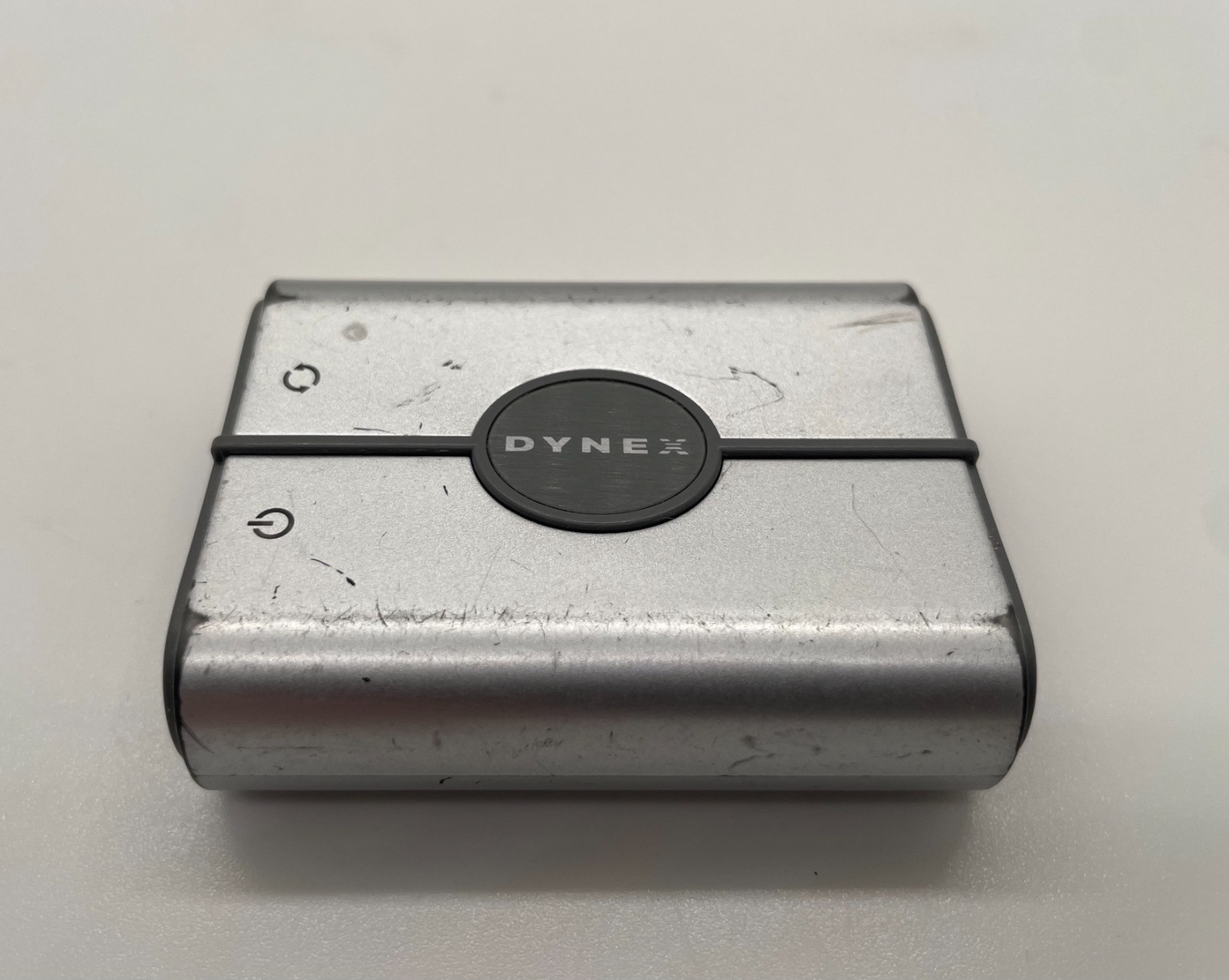 Dynex DX-CR6N1 External USB 6-in-1 Multi Memory Card Reader/Writer Untested