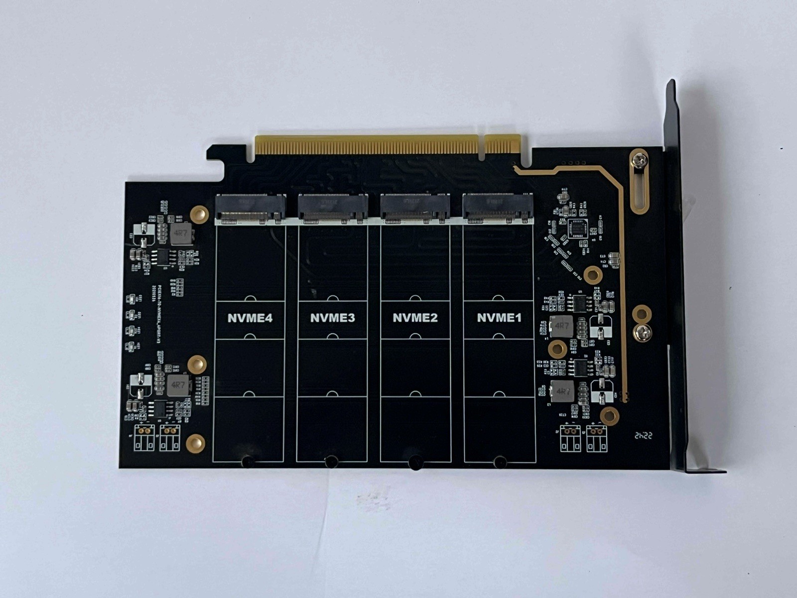 Maihelun PCIe 4.0x16 to Four Disk NVME Solid-State Drive M.2 Adapter SSD