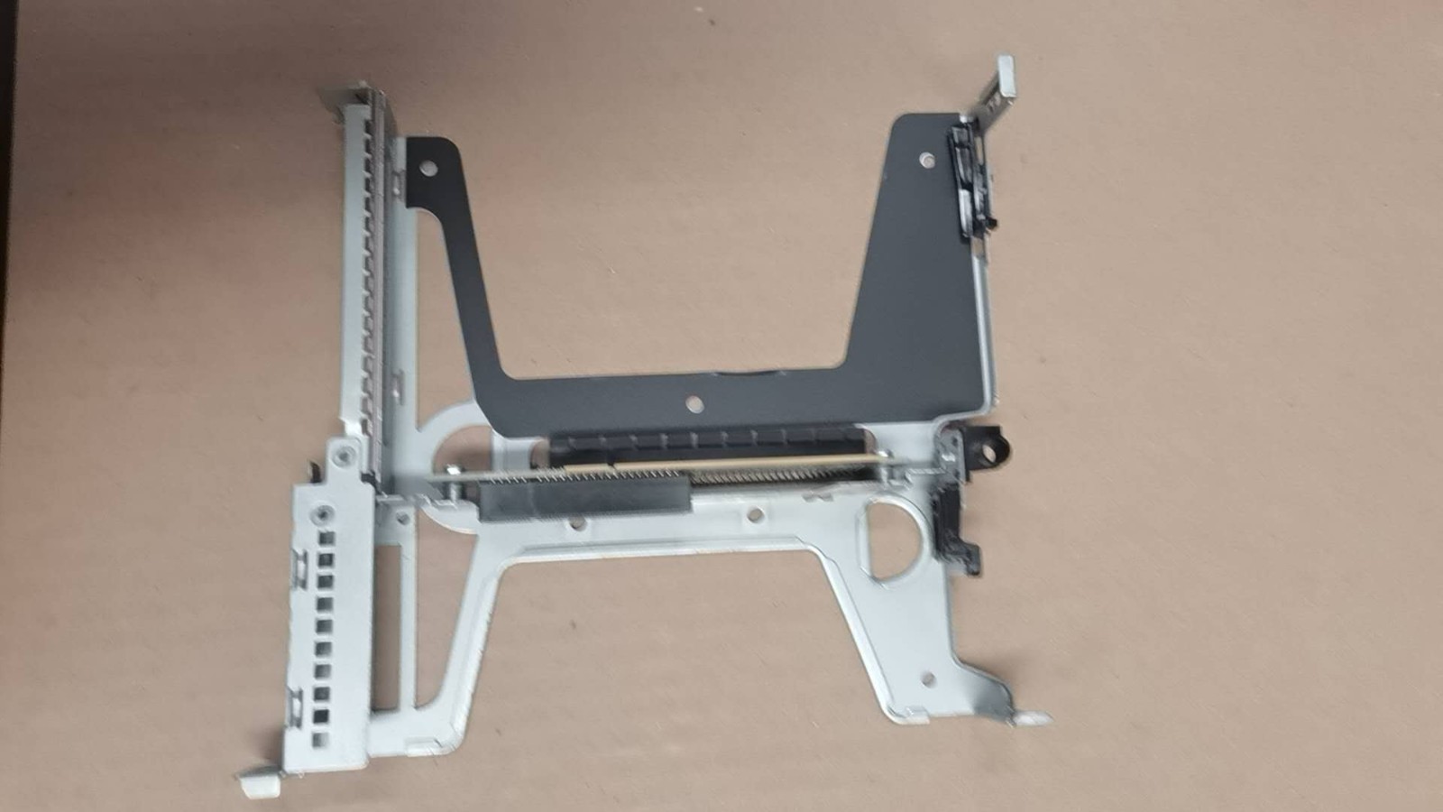Dell PowerEdge R230 R330 R240 R340 PCI-E Riser W/ Bracket 0593D8