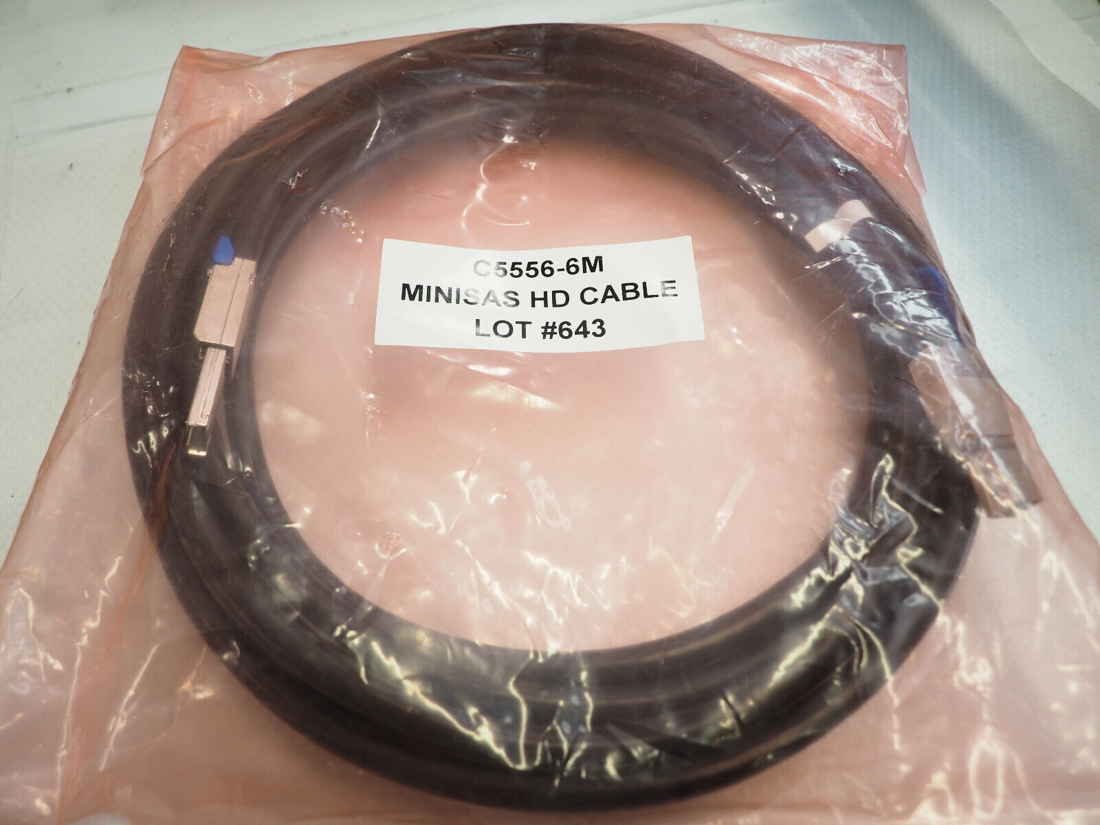 AMPHENOL Spectra-Strip Skewclear C5556-6M Minisas HD Cable