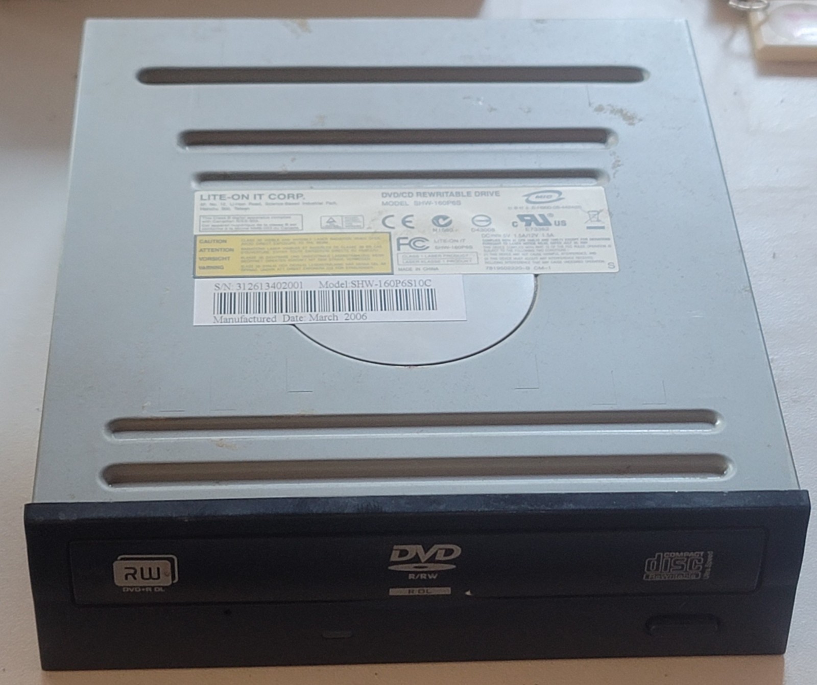 Lite-On SHW-160P6S IDE DVD/CD Rewritable Drive – Untested