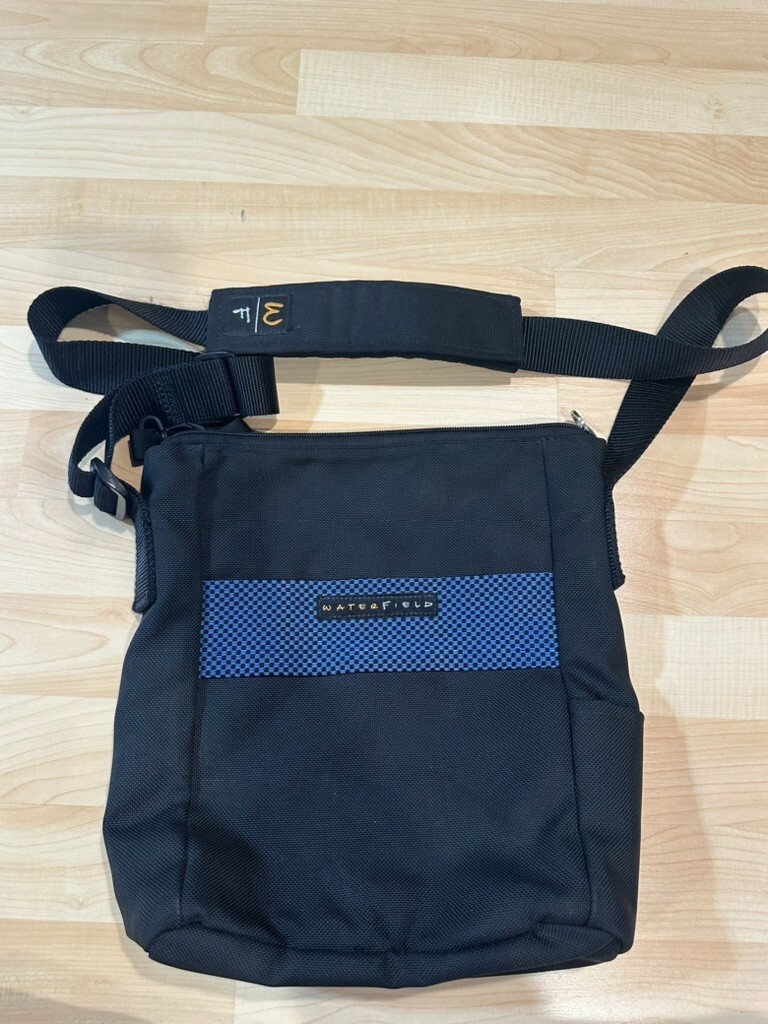 WaterField  Designs SF Ballistic Essential Crossbody Small Made USA