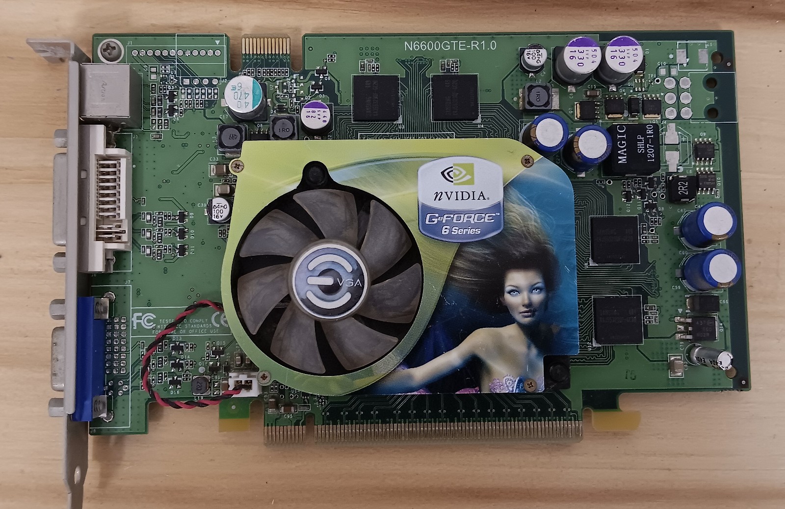 EVGA 128-P2-N368-TX NVIDIA GeForce 6600 GT 128MB GDDR3 PCI-Express Video Card