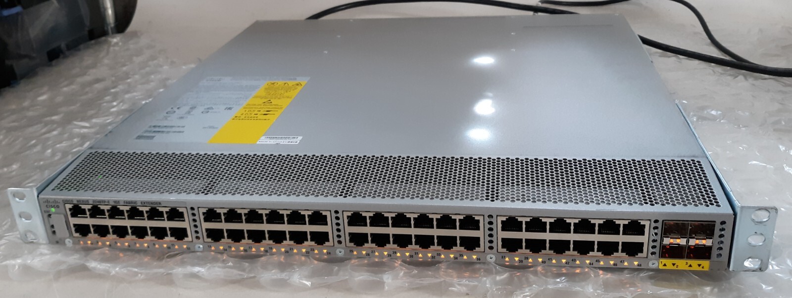 Cisco N2K-C2248TP-E-1GE 48-Port Fabric Extender w/ Ears+2x 400w PSU+Cords+RailMt