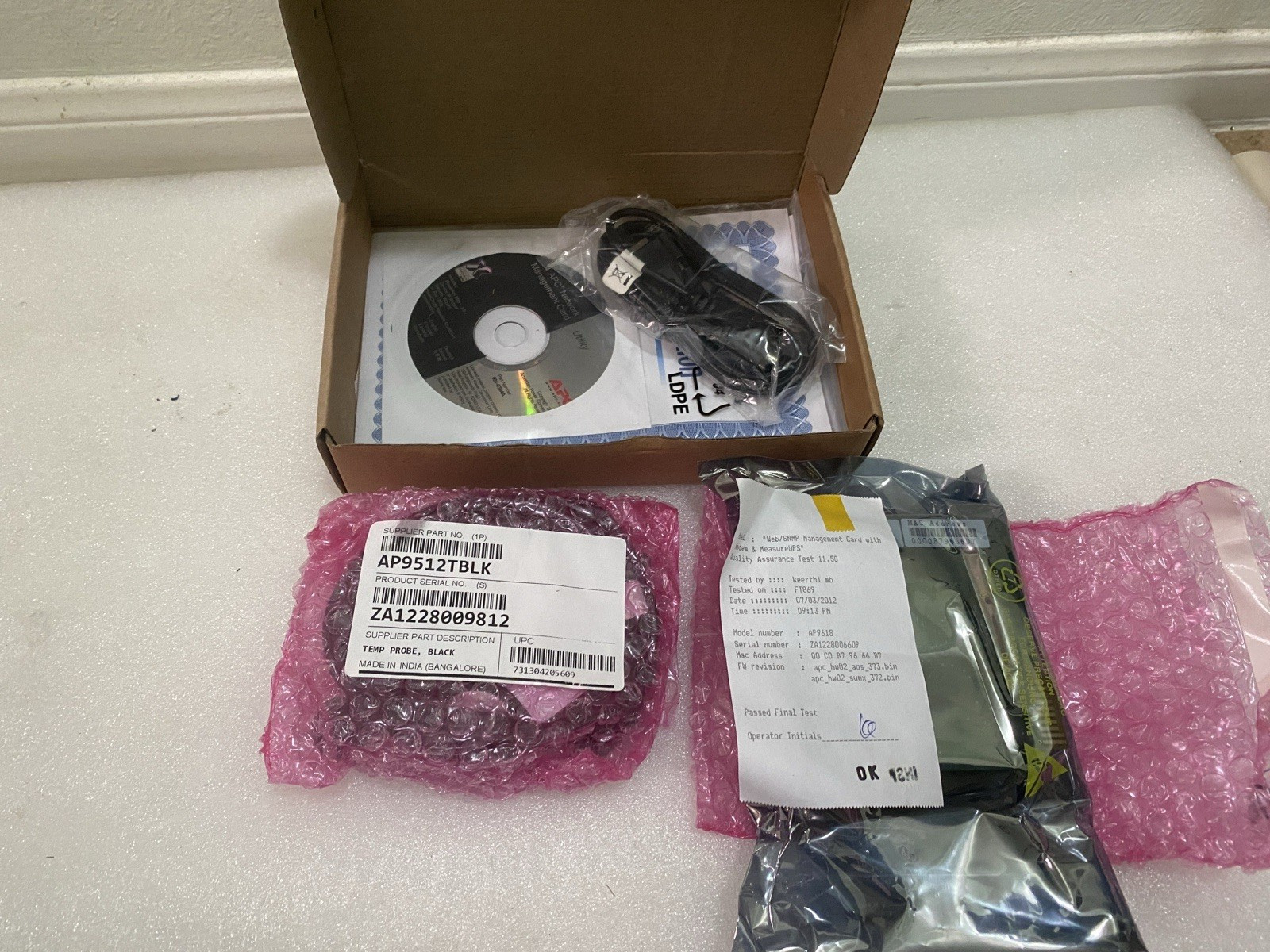 APC AP9618 Network Management Card NMC w/ AP9512TBLK Temperature Probe New Box