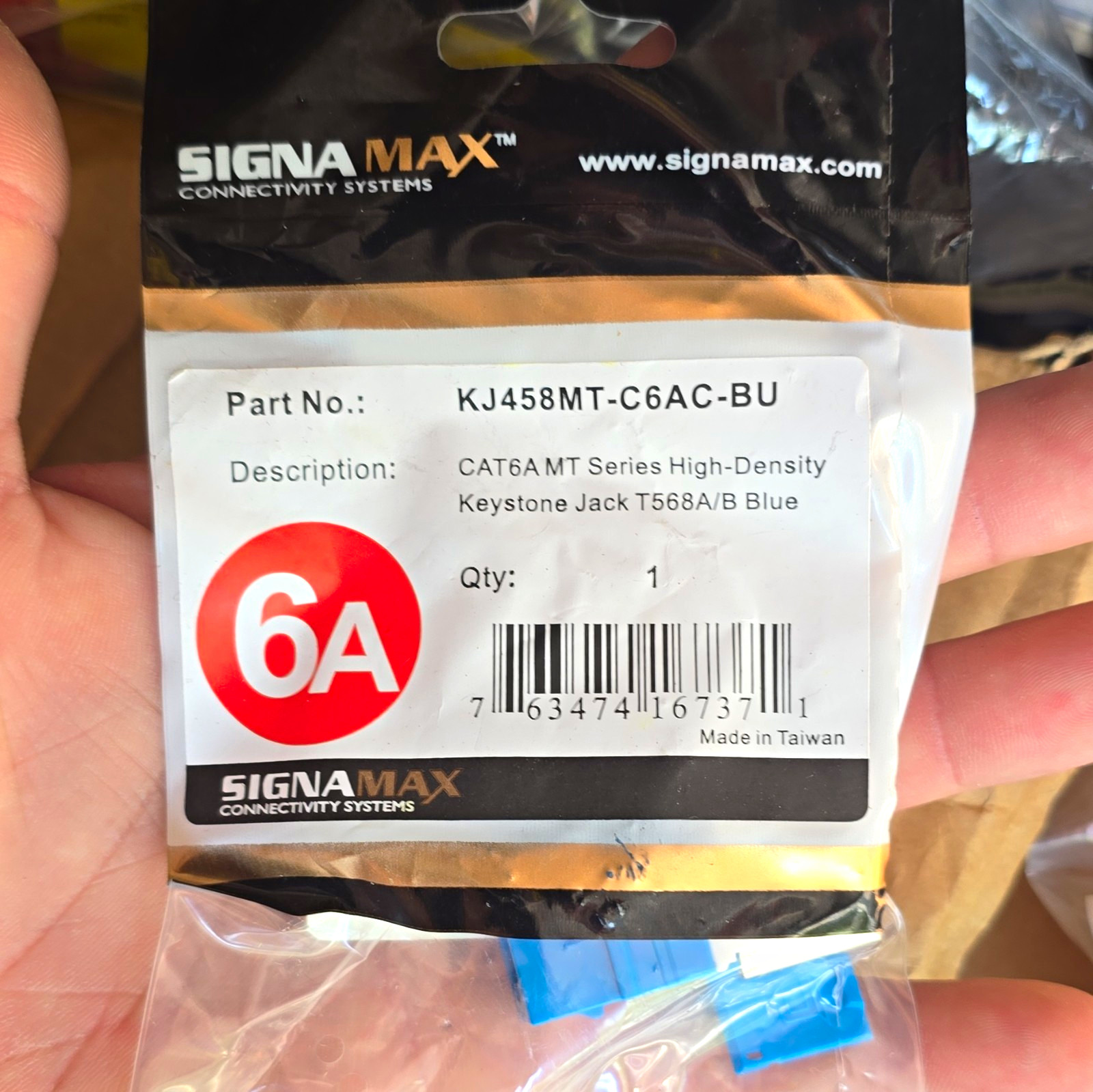 SignaMax Cat6A High-Density Keystone Jack RJ-45 Female T568A/B Blue