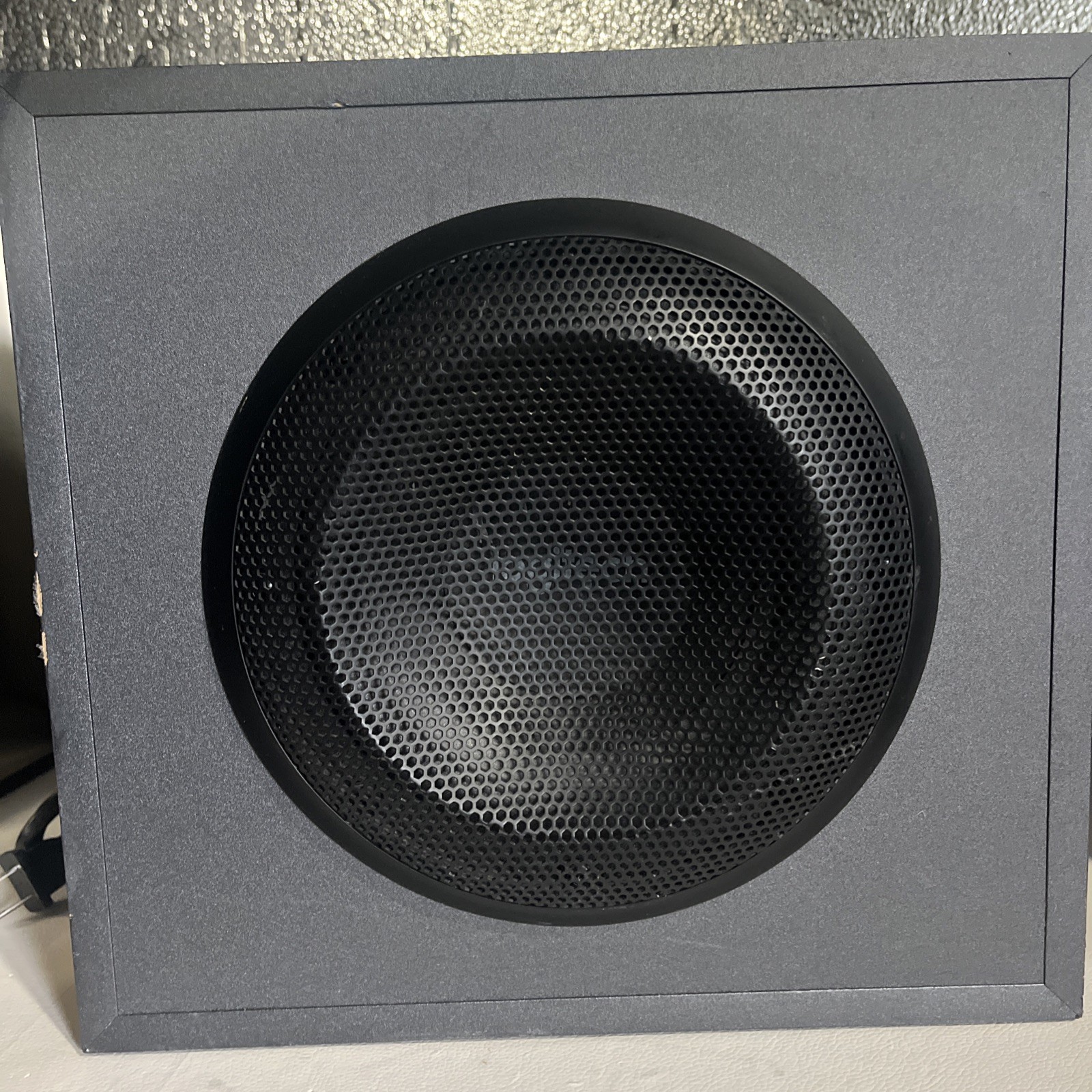 Logitech Z625 Powerful THX® Certified 2.1 Speaker System with Optical Input