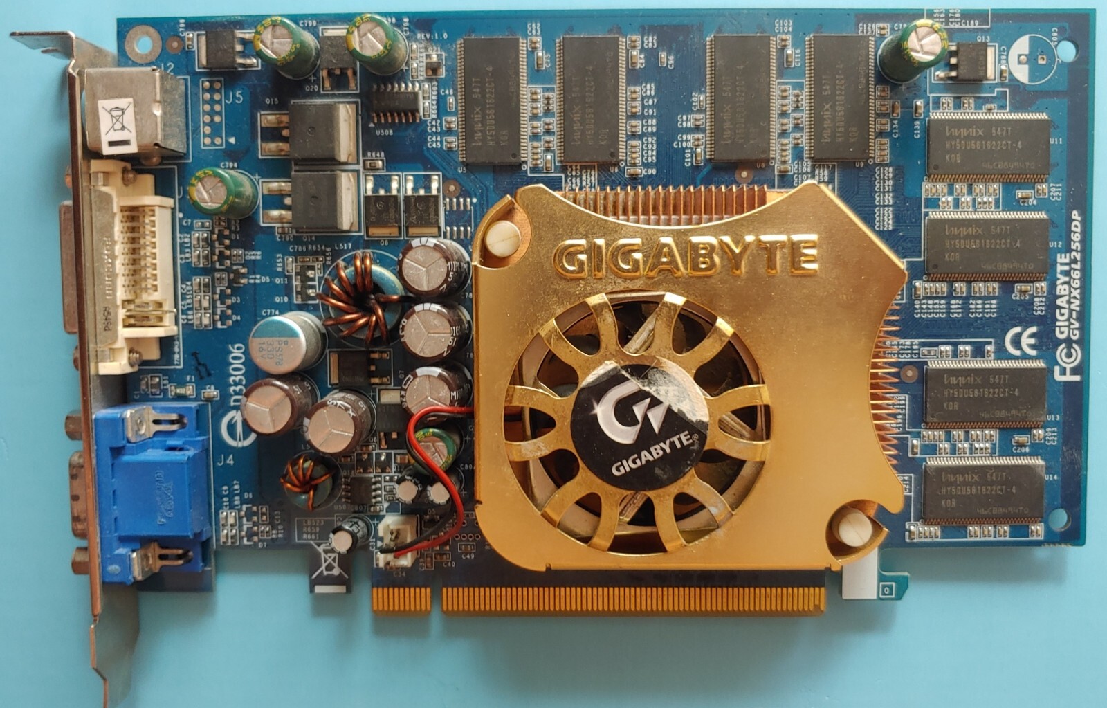 Gigabyte GeForce 6600 LE 256MB