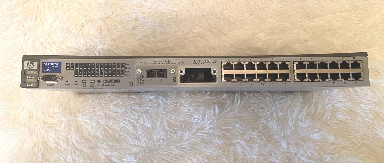 HP Procurve 2524 24 Port 10/100 Network Switch with100 Transceiver J4813A