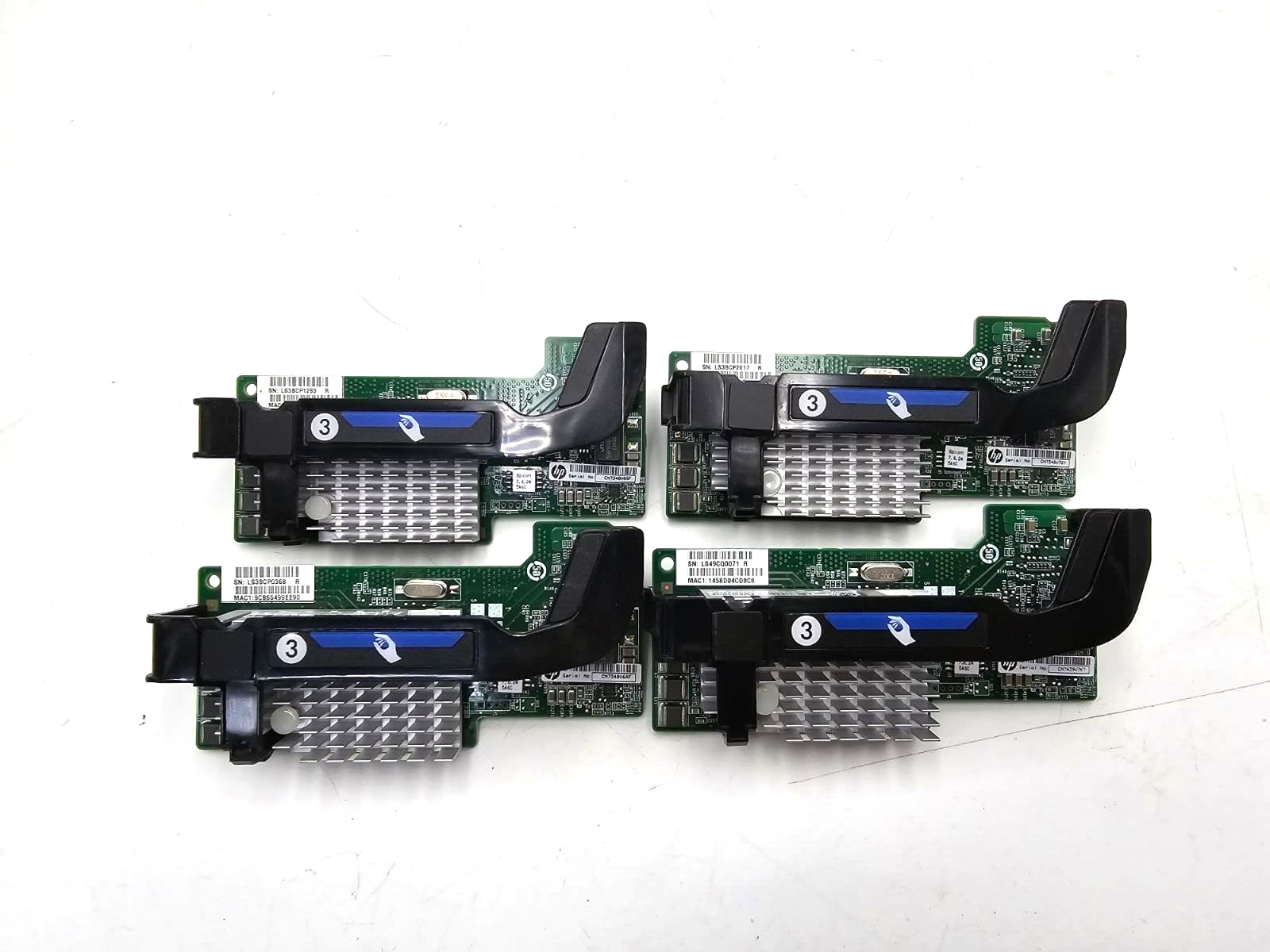 HP 701529-001     700739-001  ADAPTER
