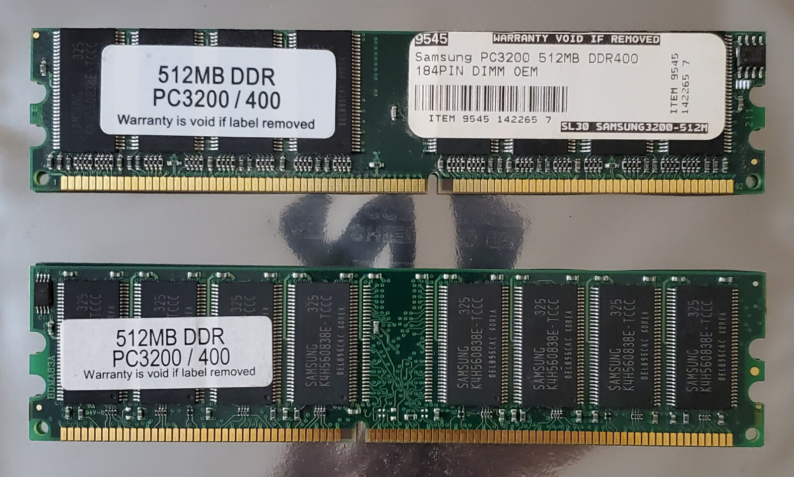 Samsung 512 MB DDR RAM 184-pin PC-3200U Desktop PC Memory Stick Module x2