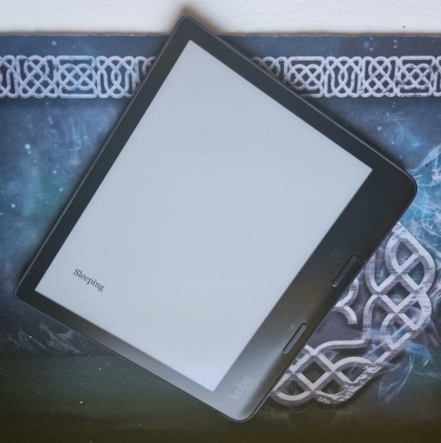 KOBO Sage N778 32GB eBook Reader
