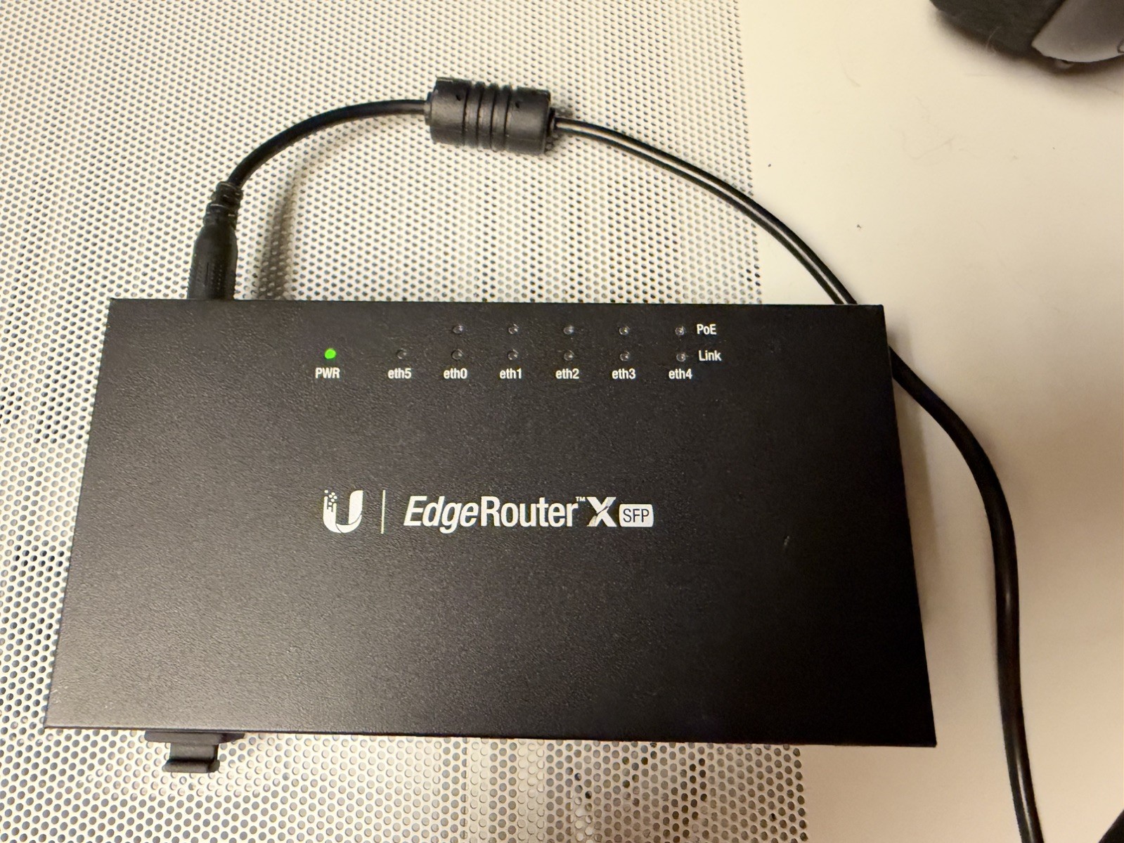 Ubiquiti EdgeRouter X SFP Gigabit Wired Router