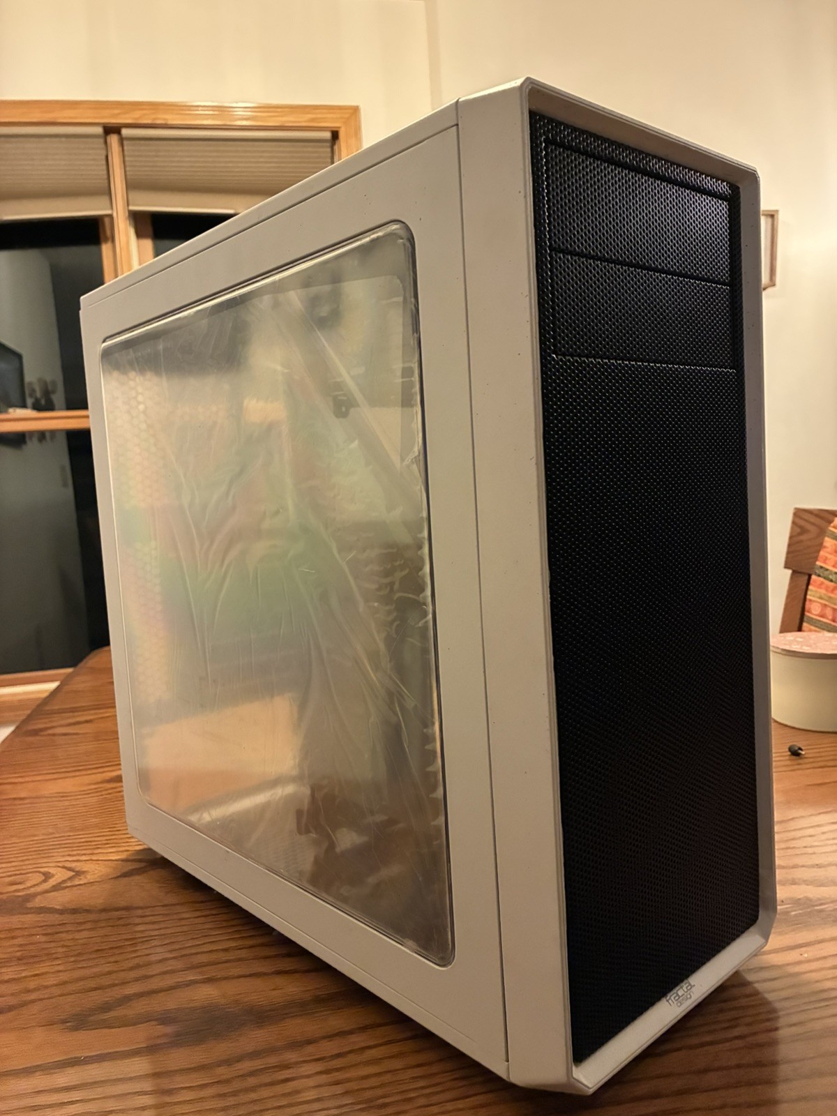Fractal Design Focus G Black ATX Mid Tower Computer Case