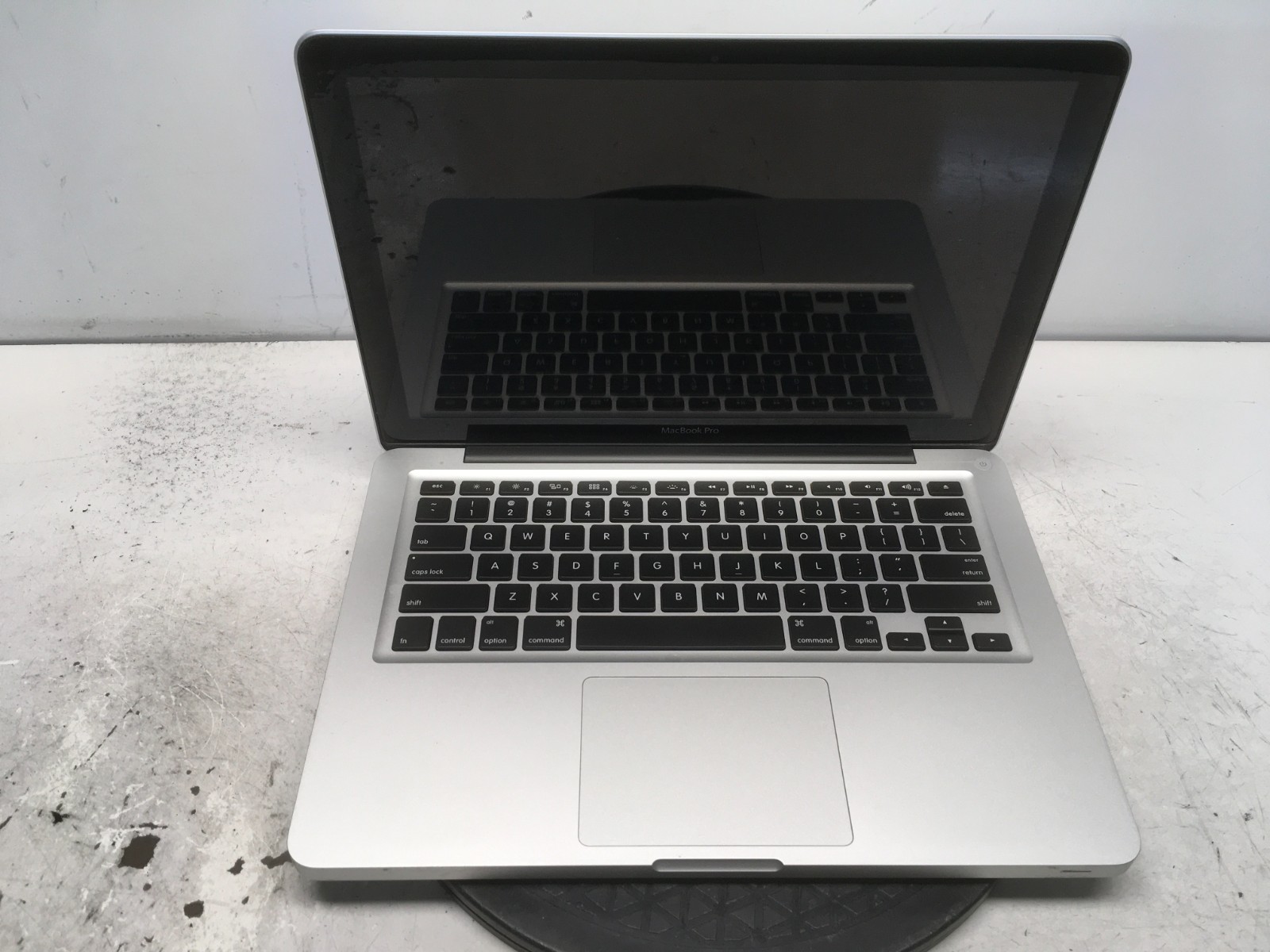 Apple MacBook Pro A1278 Intel Core i5-3210M 2.5GHz 2 GB NO HDD No Batt