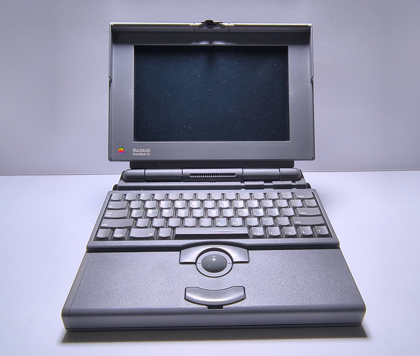 Apple Macintosh PowerBook 165 Laptop M4440 Vintage AS IS without Adapter