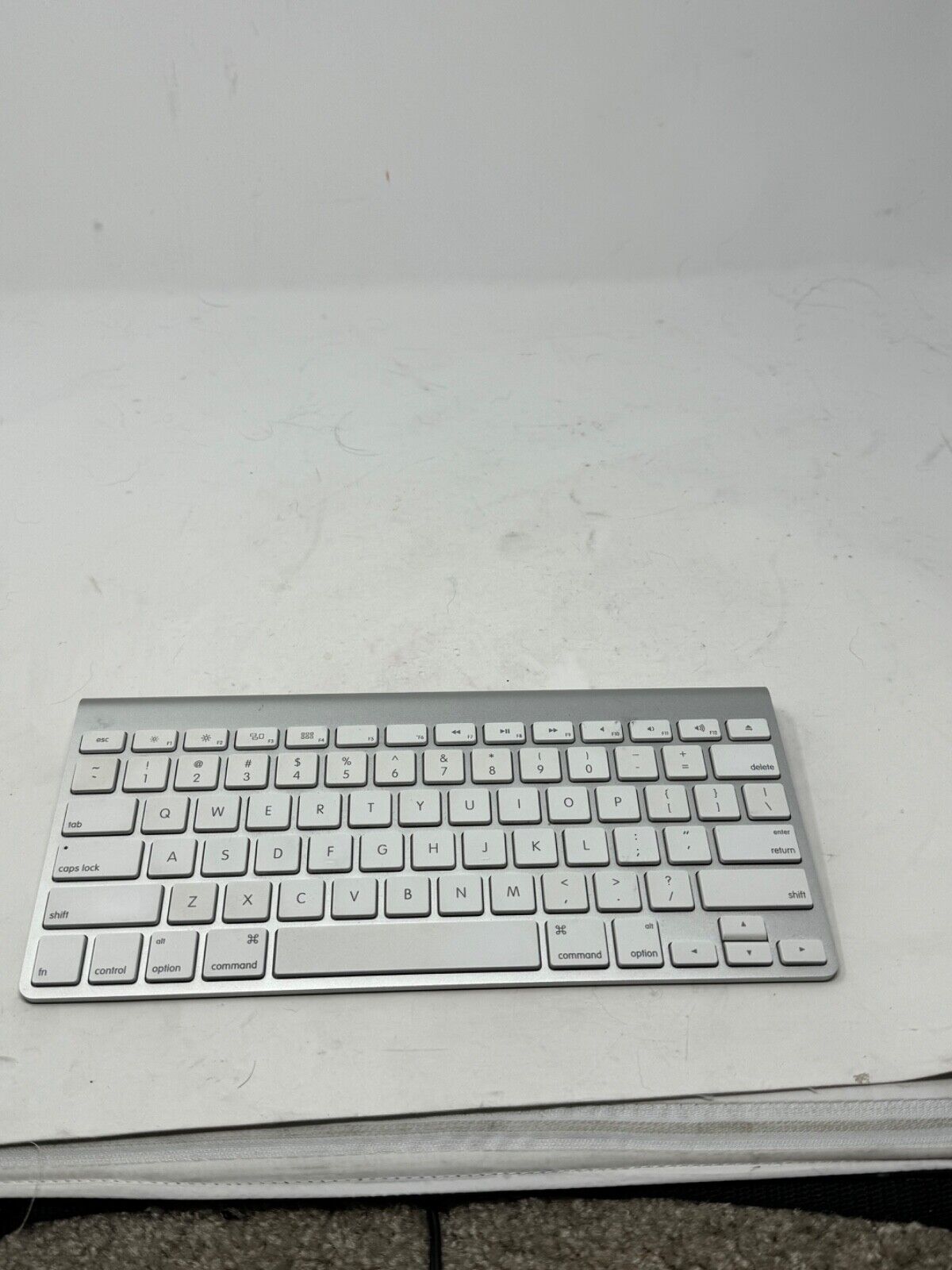 Genuine Apple A1314  Bluetooth Wireless Keyboard