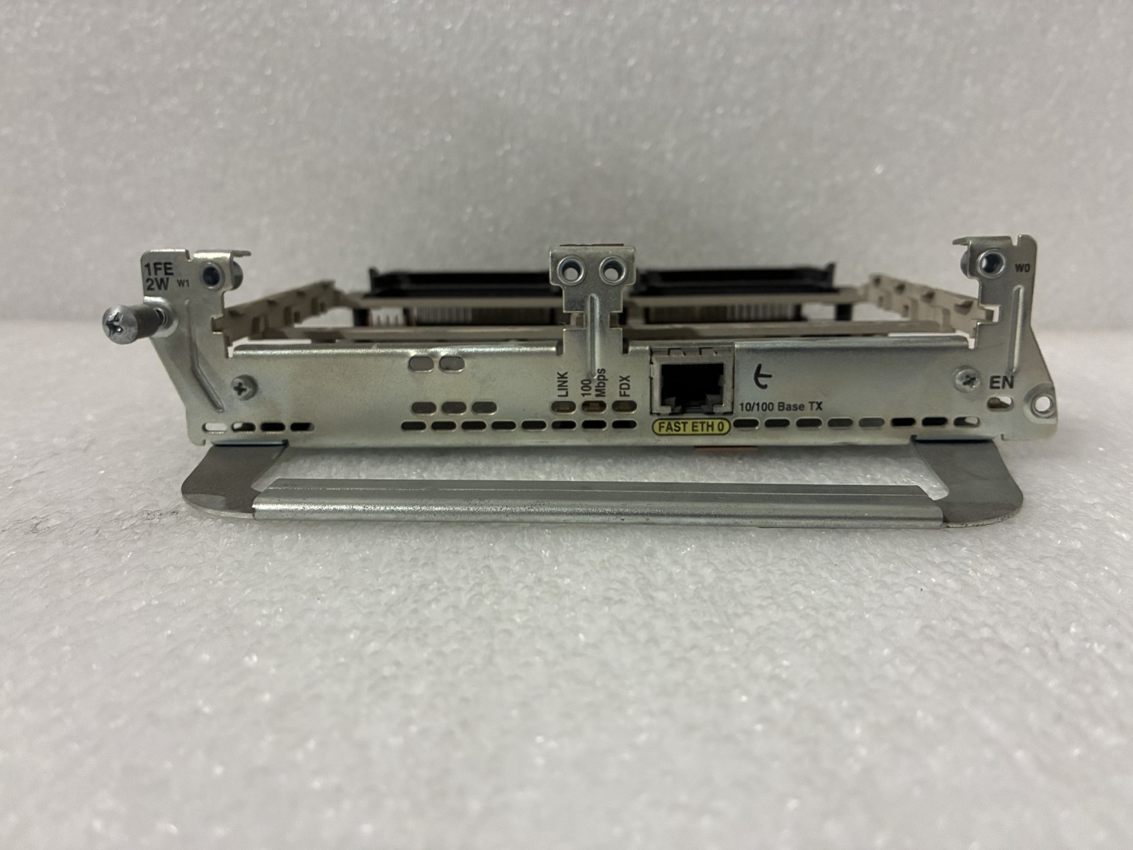 Cisco NM-1FE2W  One Fast Ethernet Port Network Module with two WIC slots