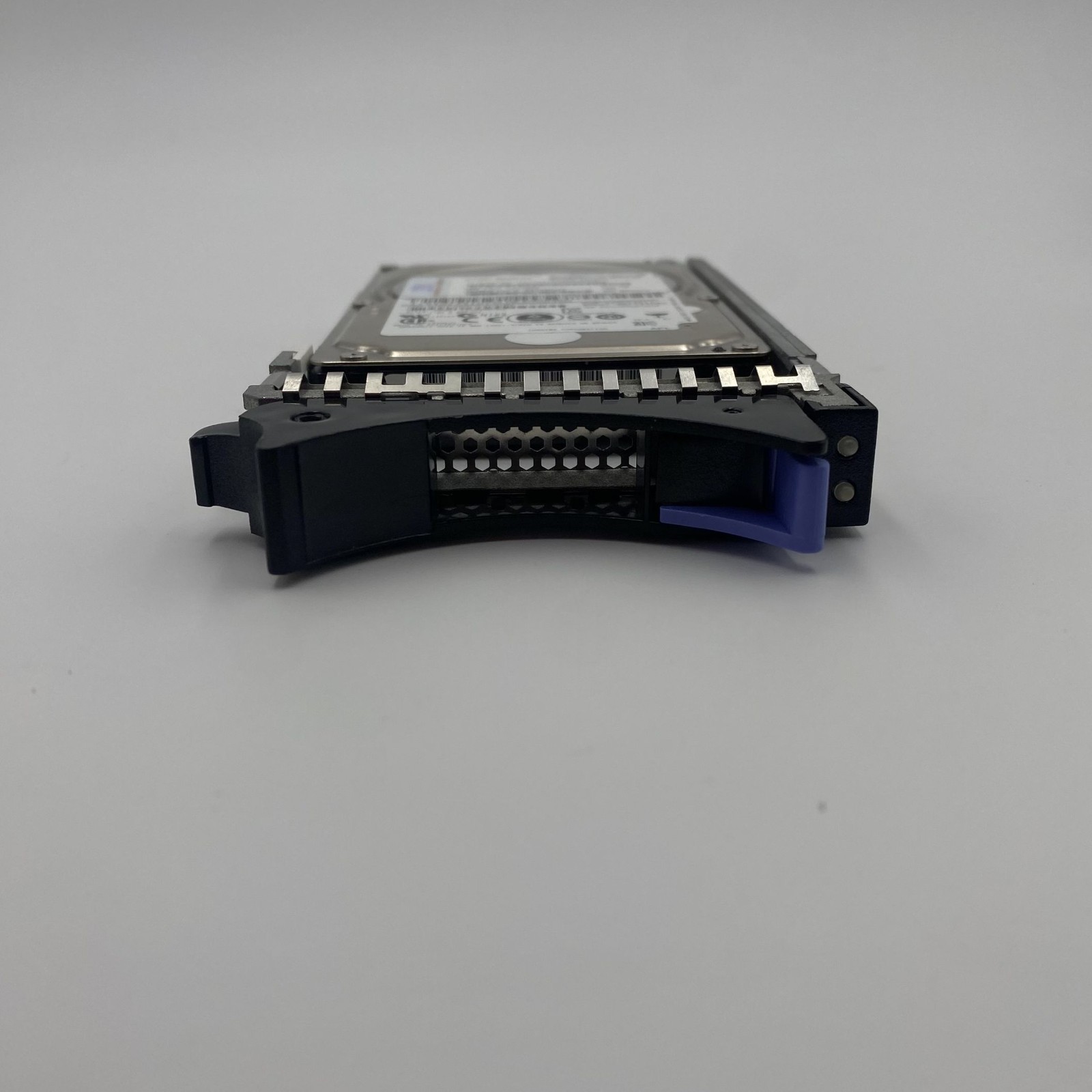 IBM 571GB 10K SAS SFF-2 HARD DRIVE 74Y4899