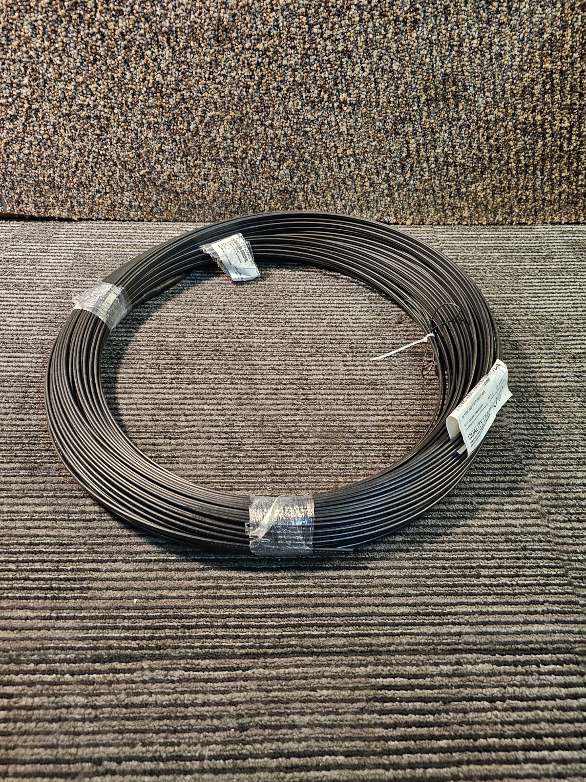 400FT CORNING 00D301EB19R400F-P Fiber Optical Flat Cable Pushlok Optitap, Black