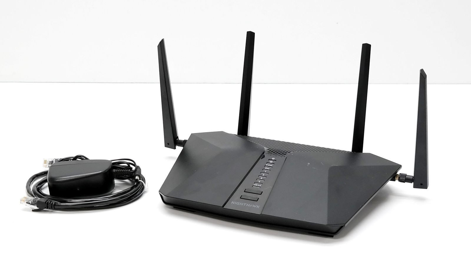 NETGEAR AX5200 RAX48 Nighthawk 6-Stream Dual-Band Wi-Fi Router - Black