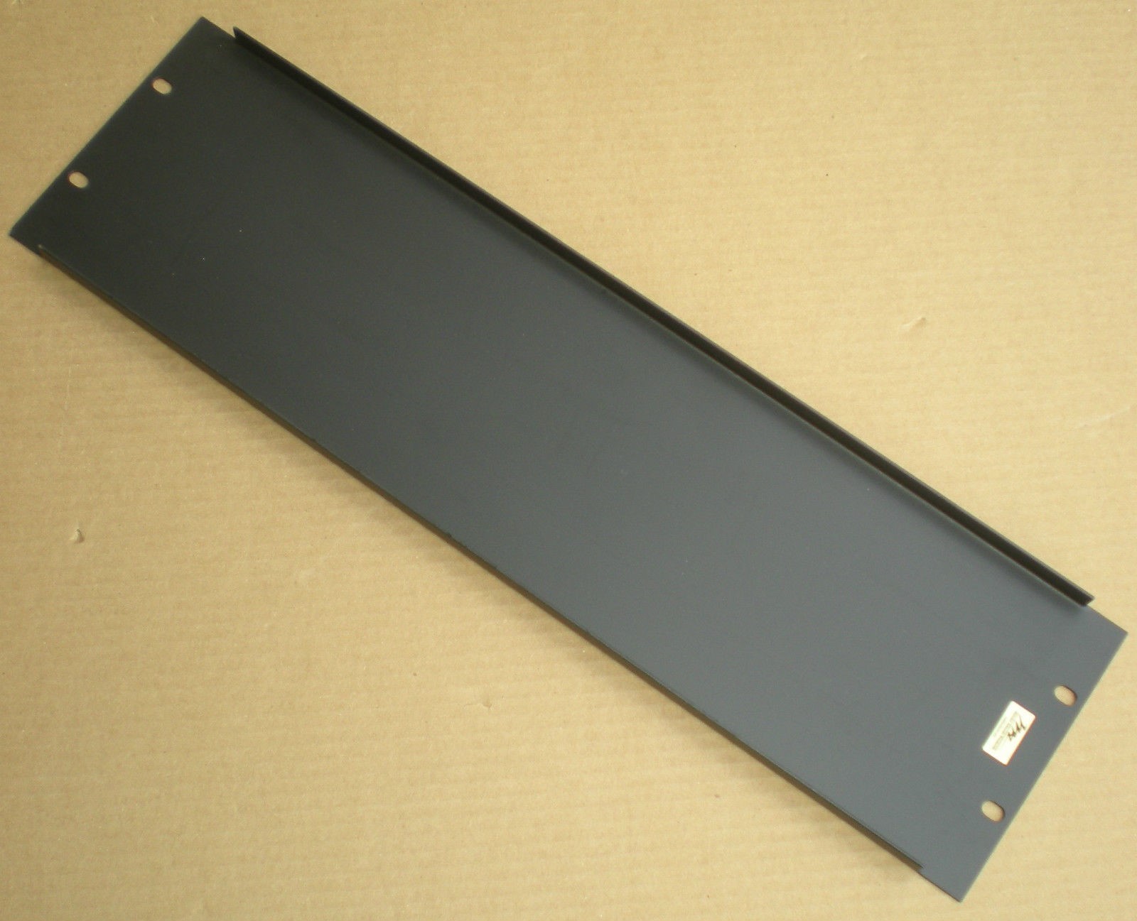 MIDDLE ATLANTIC STEEL EB3 3" SPACE FLANGED PANEL BLACK 19" RACK MOUNT SPACER NEW