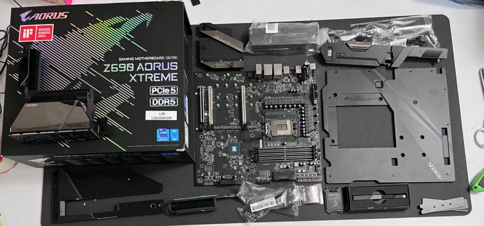 As-is Untested Gigabyte Z690 Aorus Xtreme Intel LGA 1700 EATX DDR5 Motherboard