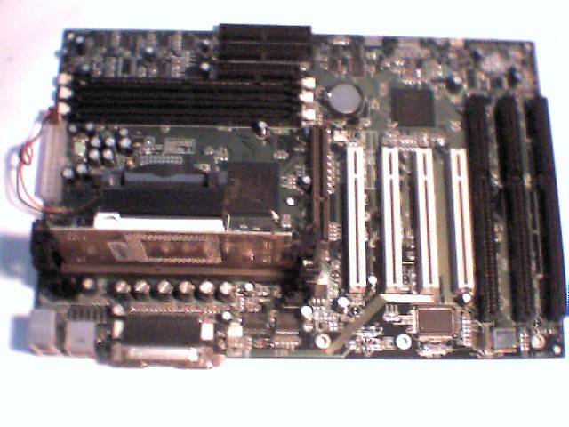 Pentium Motherboard Slot1 QDI P6I44LX Legend V 2.0(S2.1) AGP 3 ISA slots 440LX
