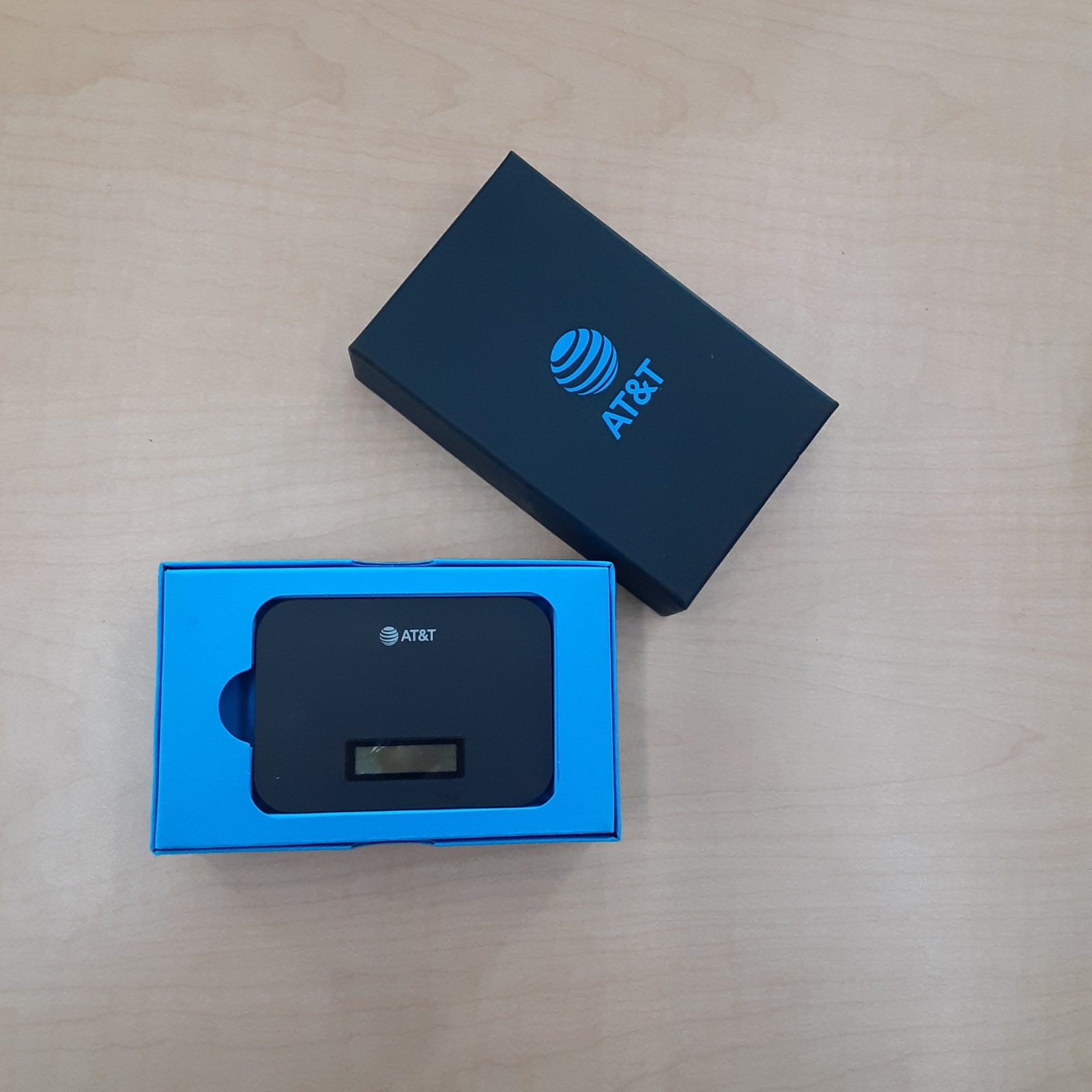Franklin A10 (RT410) 4G LTE Mobile Hotspot - AT&T - Complete In Box + Charger